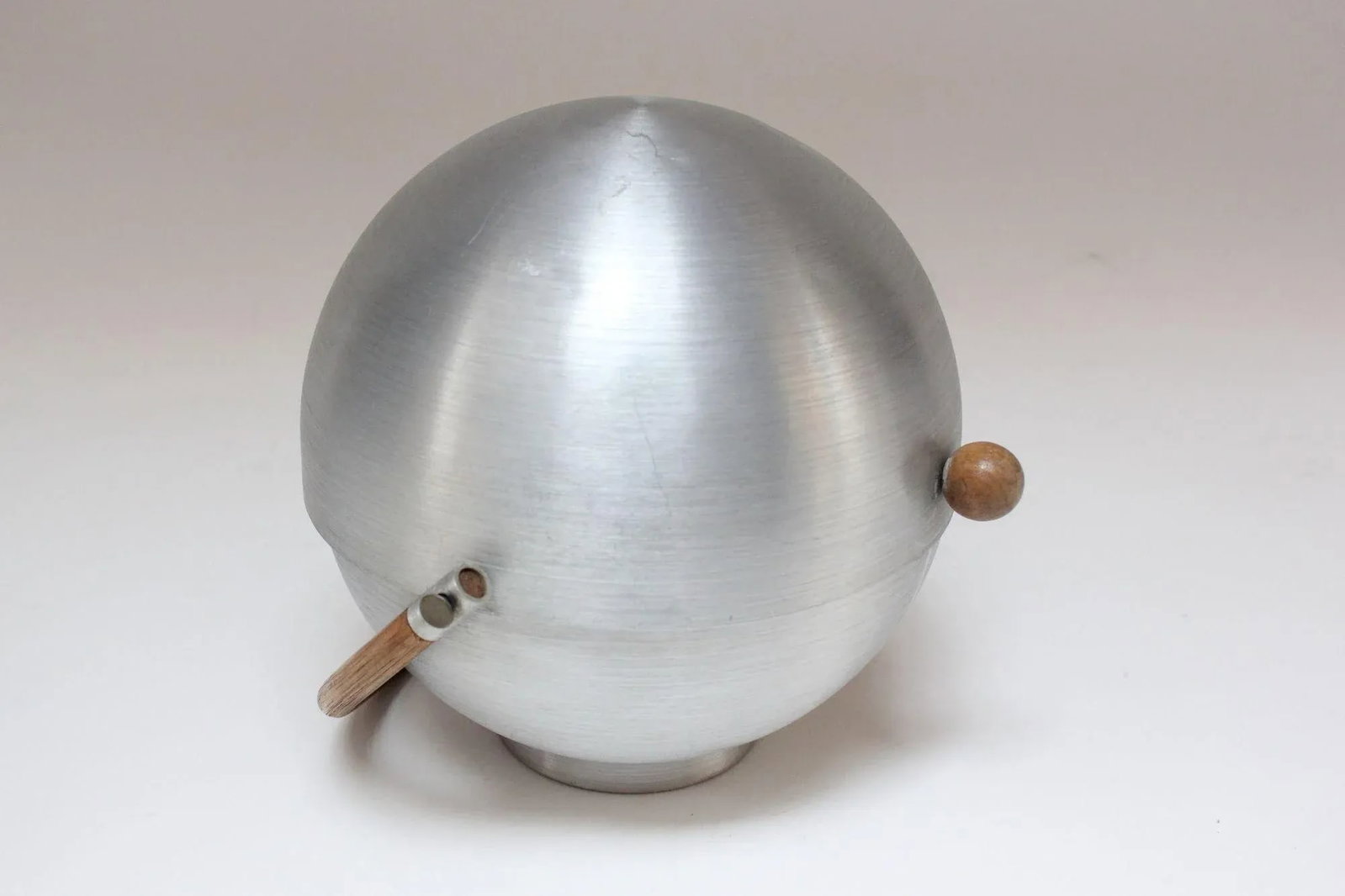 Vintage Russel Wright Spun Aluminum, Bamboo and Birch Bun Warmer - 3