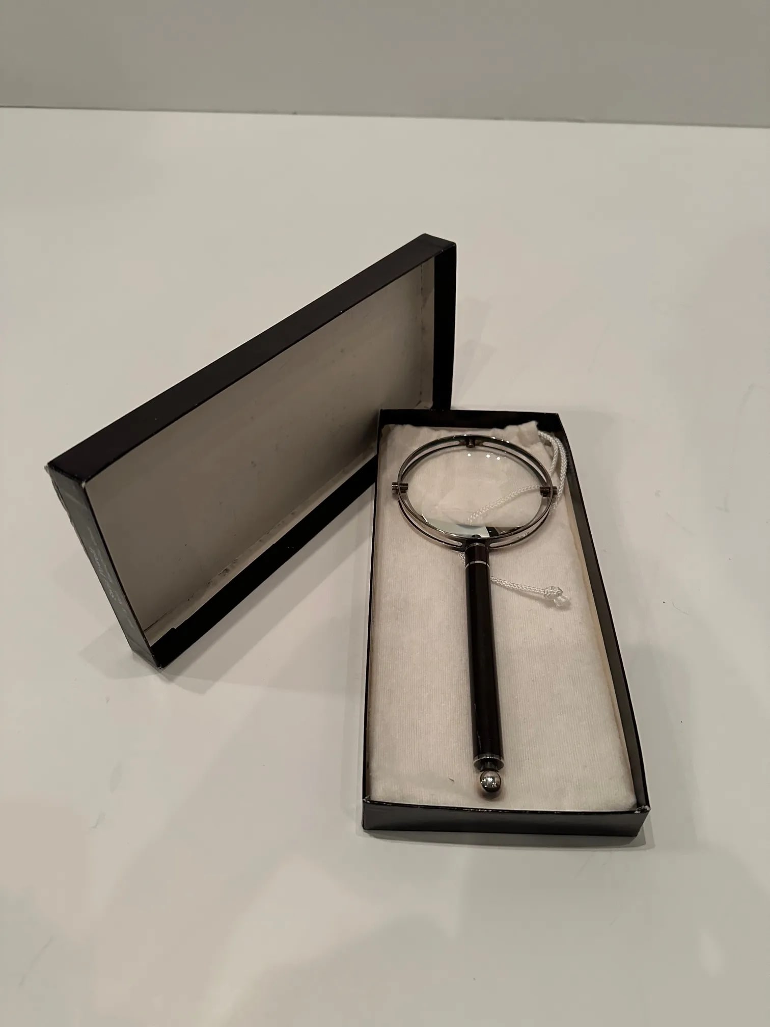 Swid Powell Magnifying Glass in Original Box - 3