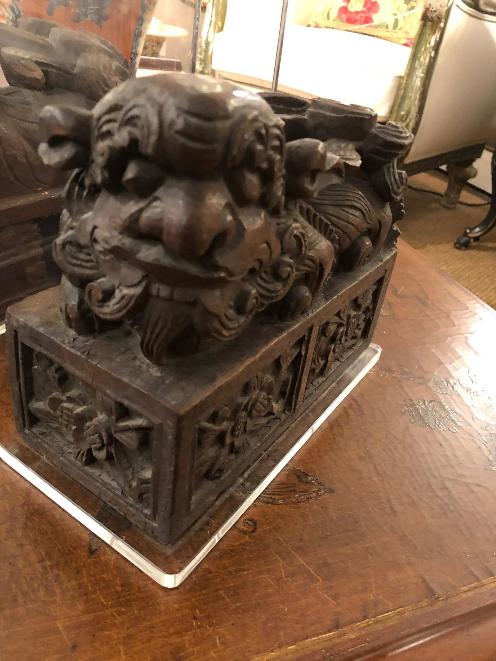 Carved Wood Foo Dogs and Lucite Bookends - a Pair - 3