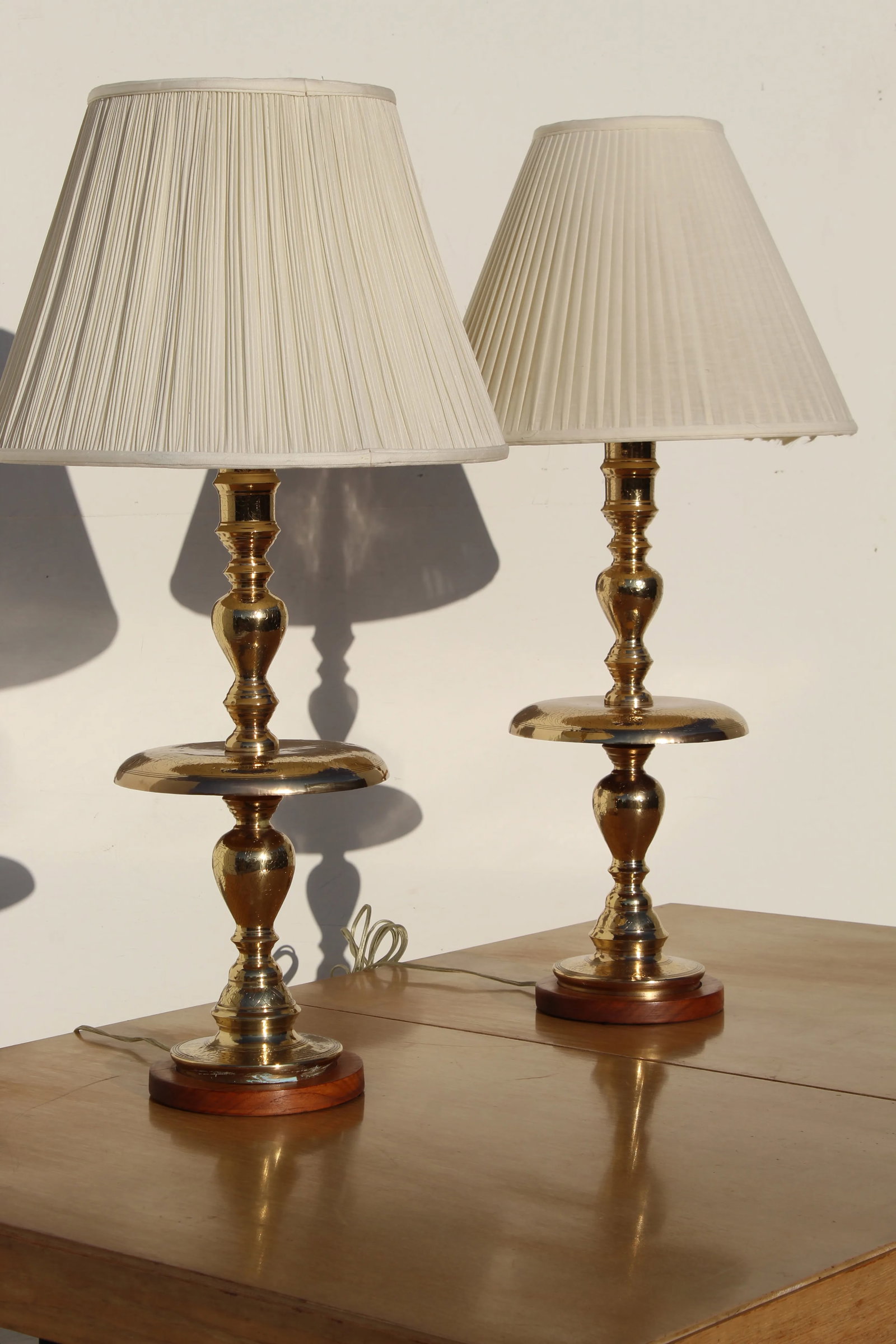 1960s Hollywood Regency Lamps with Shades - a Pair - 3