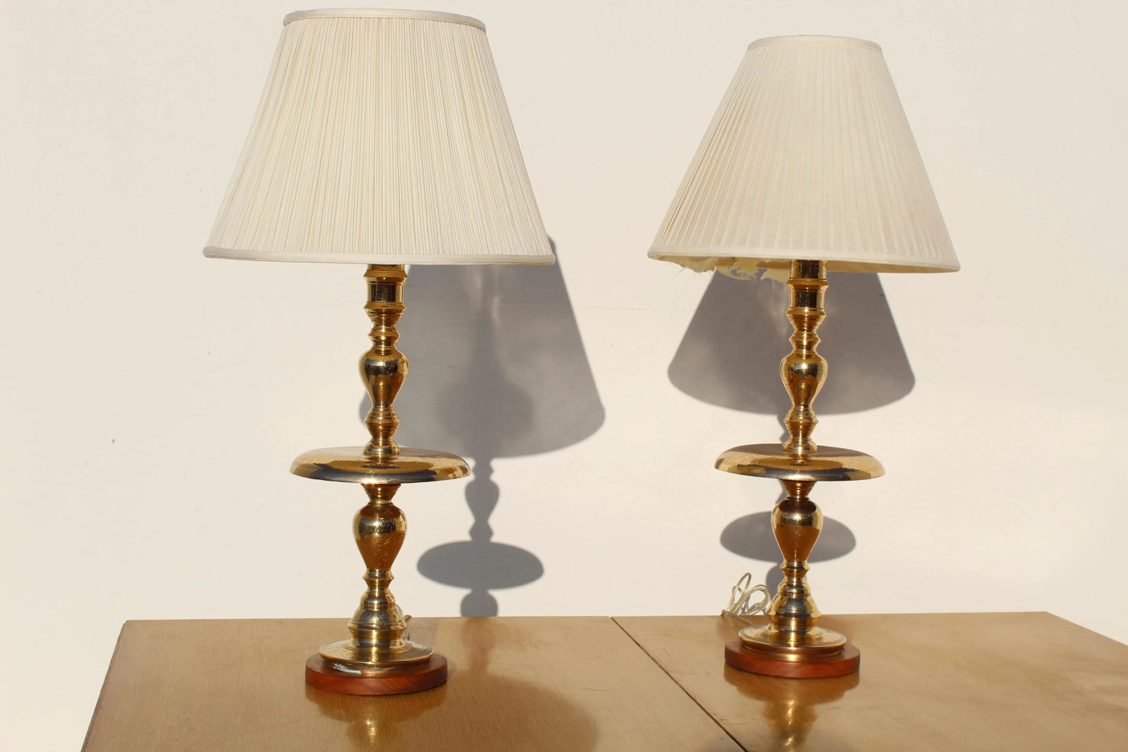 1960s Hollywood Regency Lamps with Shades - a Pair - 4