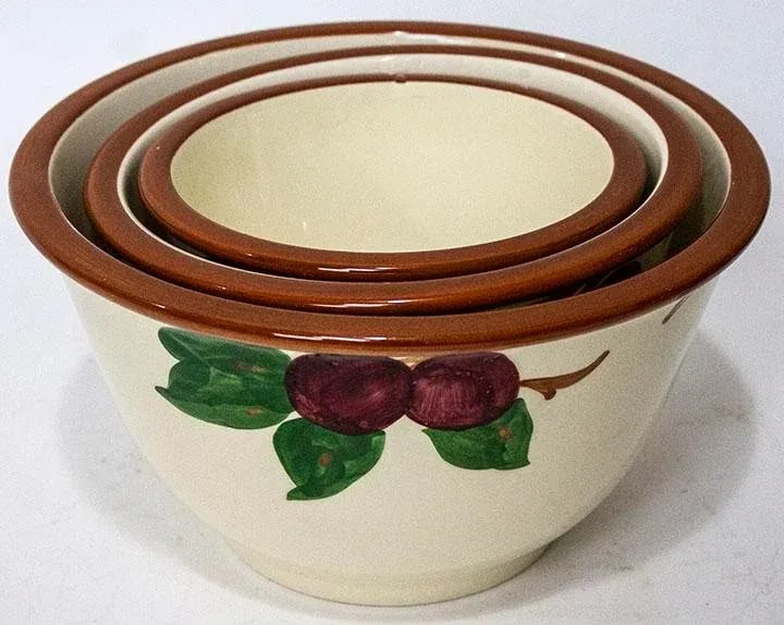 Franciscan Apple Pattern 3 Pc Mixing Bowl Set - Gladding McBean - 3
