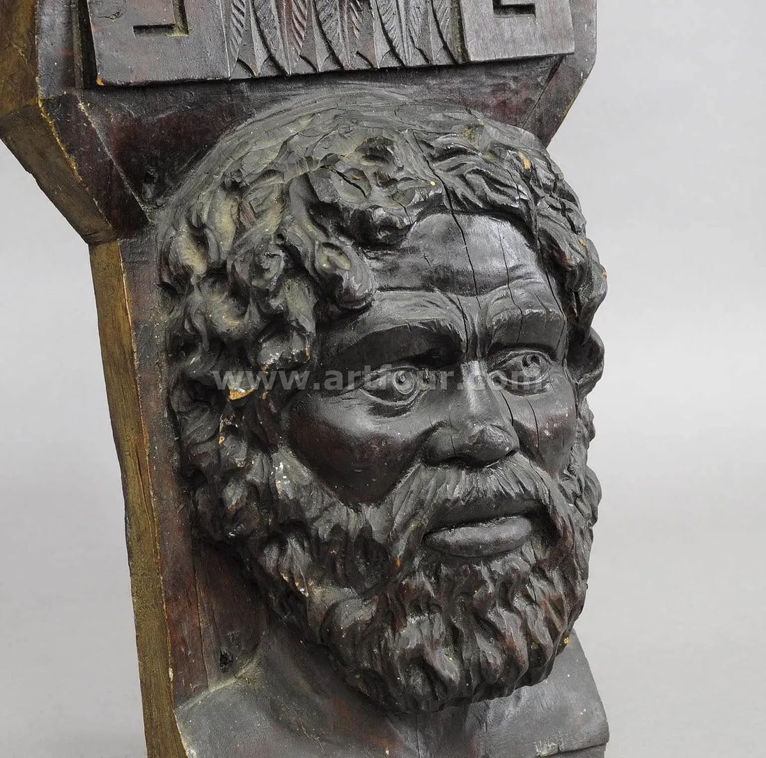 1930s Wooden Sculpture of a Masculine Face - 3