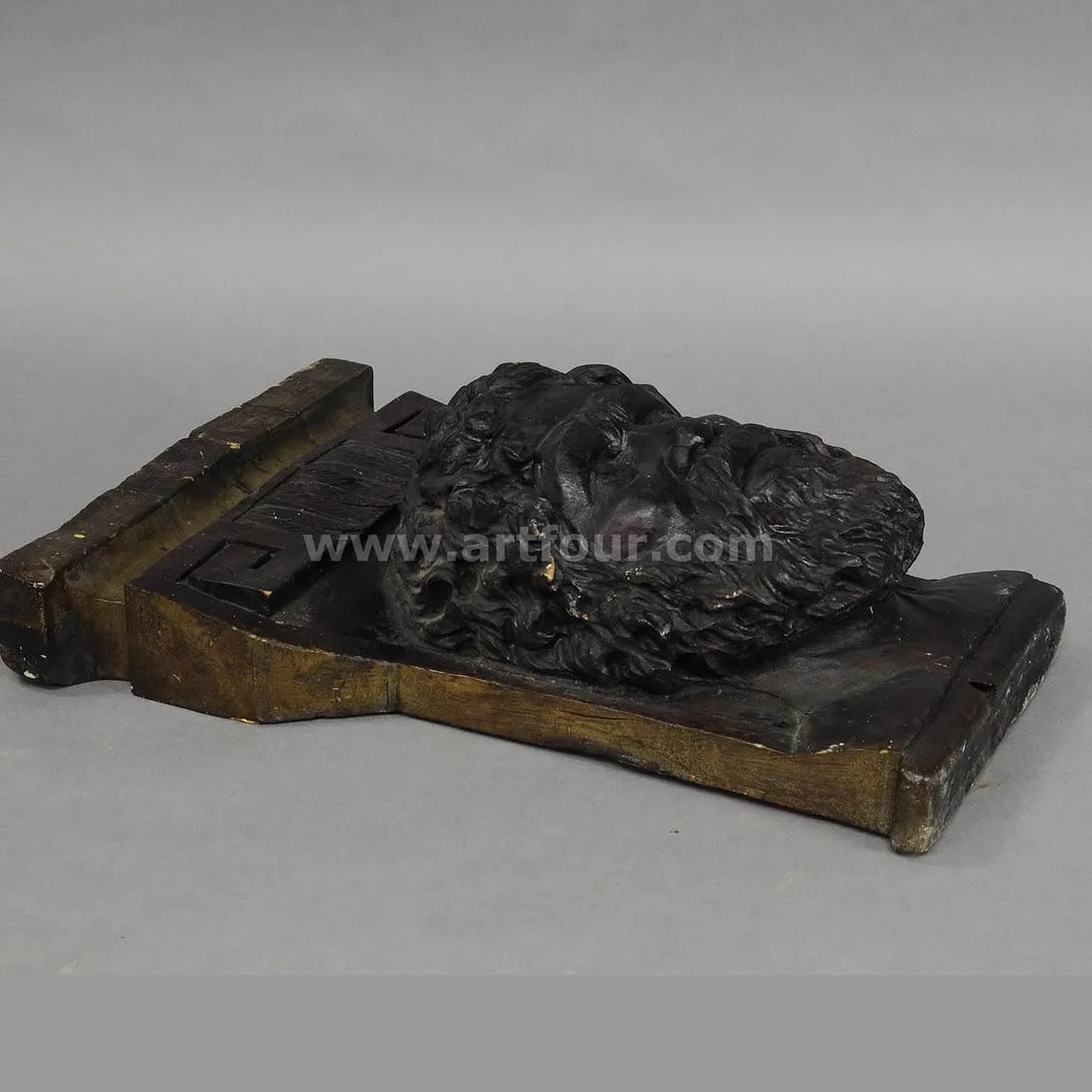 1930s Wooden Sculpture of a Masculine Face - 5