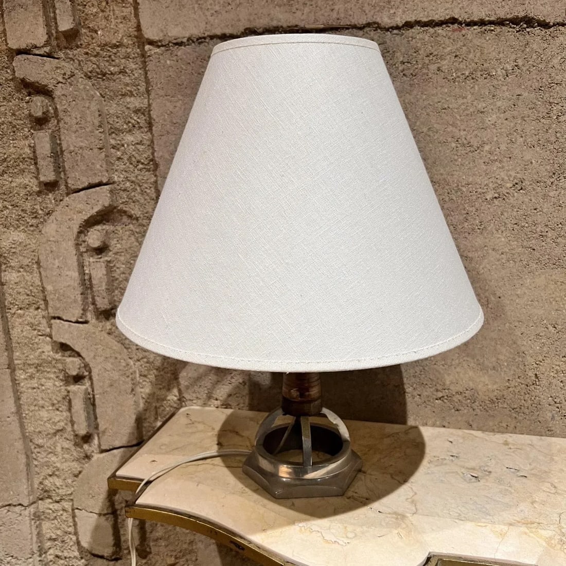 Small Aluminum Table Lamp, Geometric Form, Modern Design, 1980s - 4