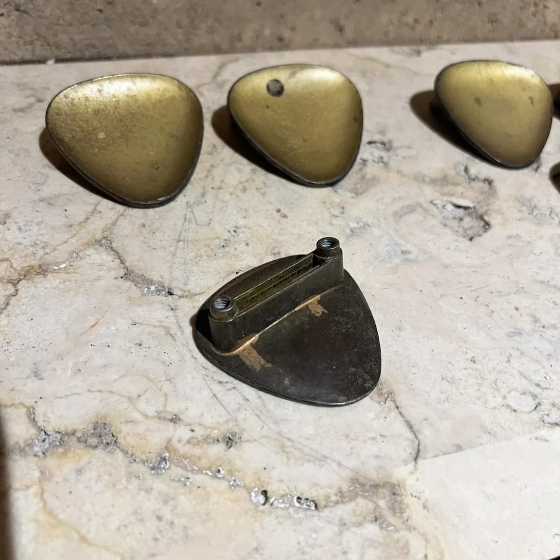 1950s Set of Six Modernist Brass Pull Handle Knobs Carl Aubock Style - 5