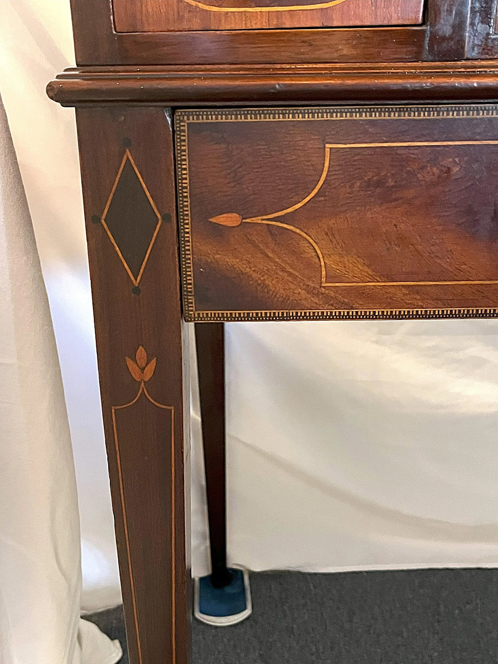 Rare 1930's Numbered Charak Furniture Hepplewhite Revival Rolltop Desk - 4
