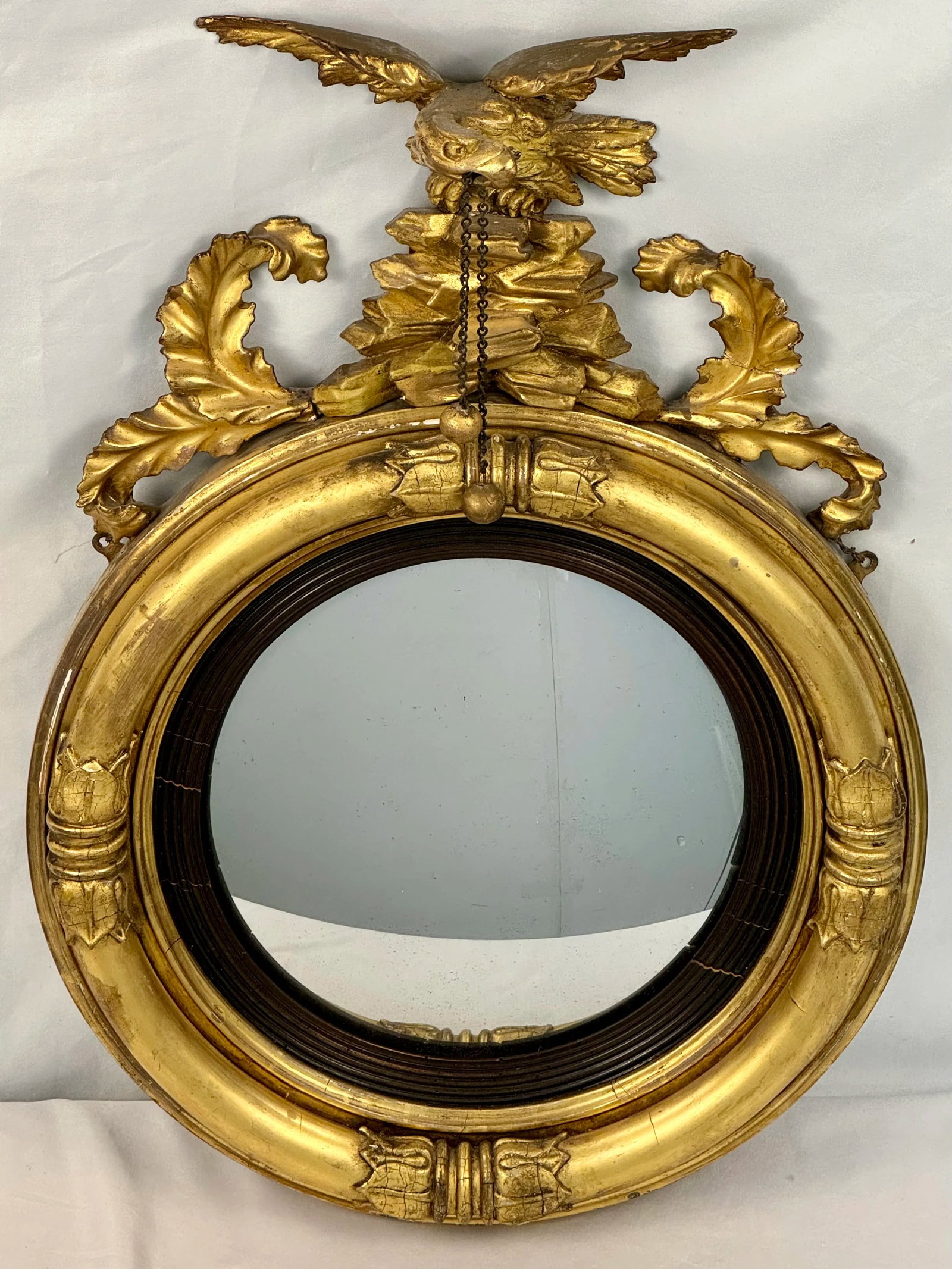 Georgian Giltwood Convex Mirror With an Eagle - 11
