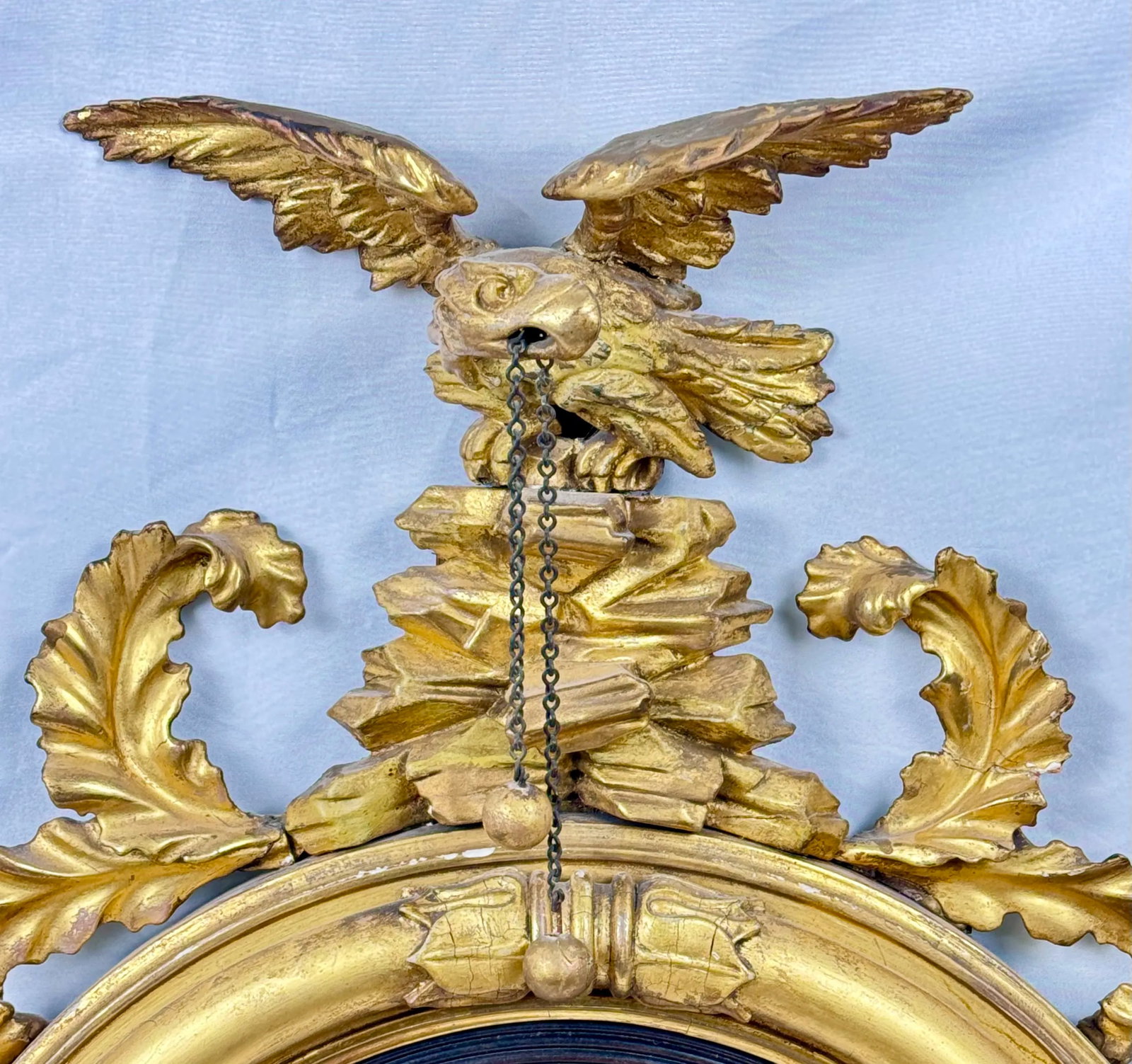 Georgian Giltwood Convex Mirror With an Eagle - 6