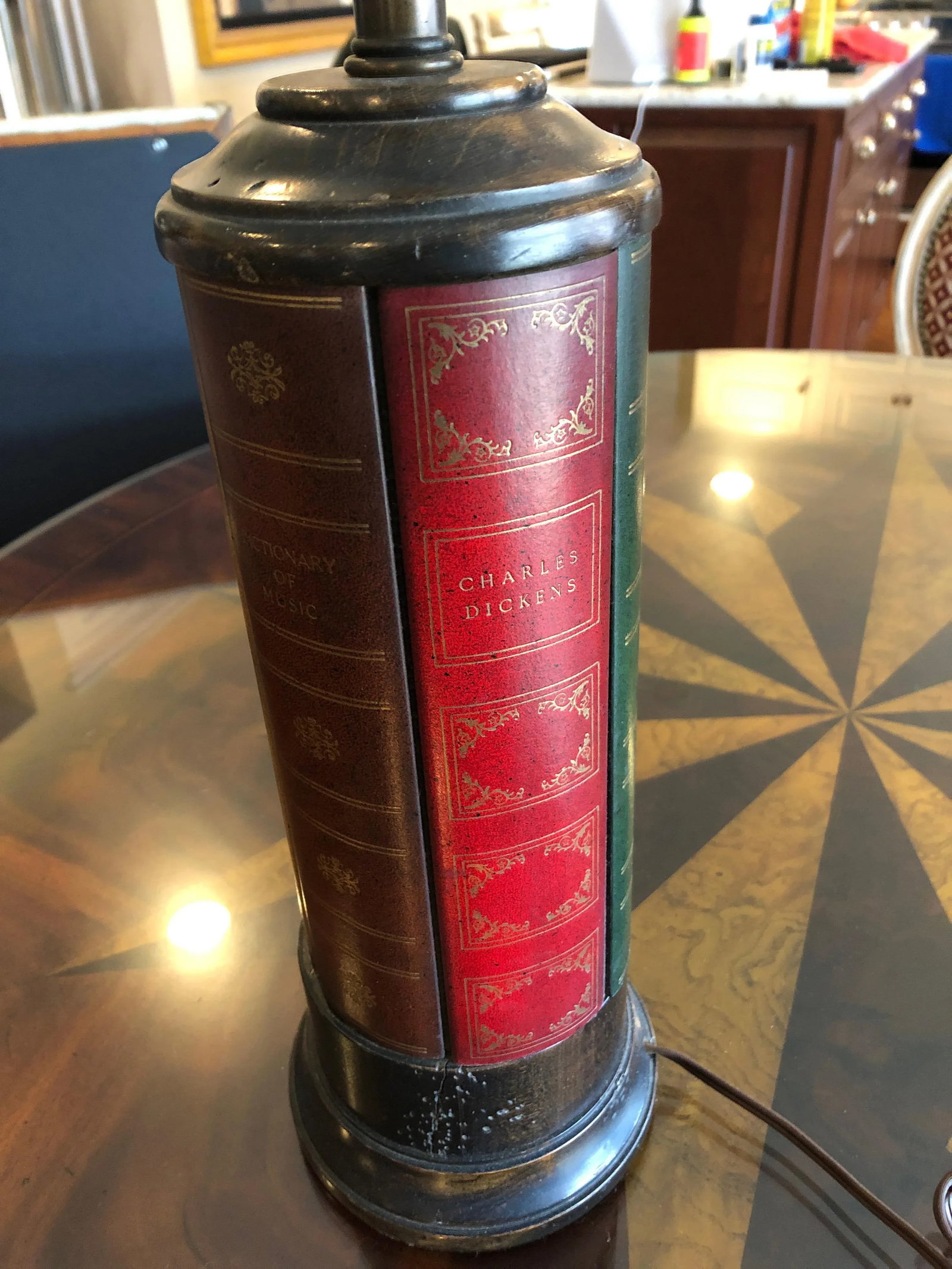 Frederick Cooper Trompe l'Oeil Book Motif Table Lamp - 8