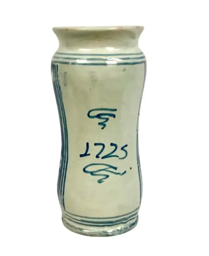18th Century Italian Maiolica Blue and White Alborello Pharmacy Jar #2 - 2