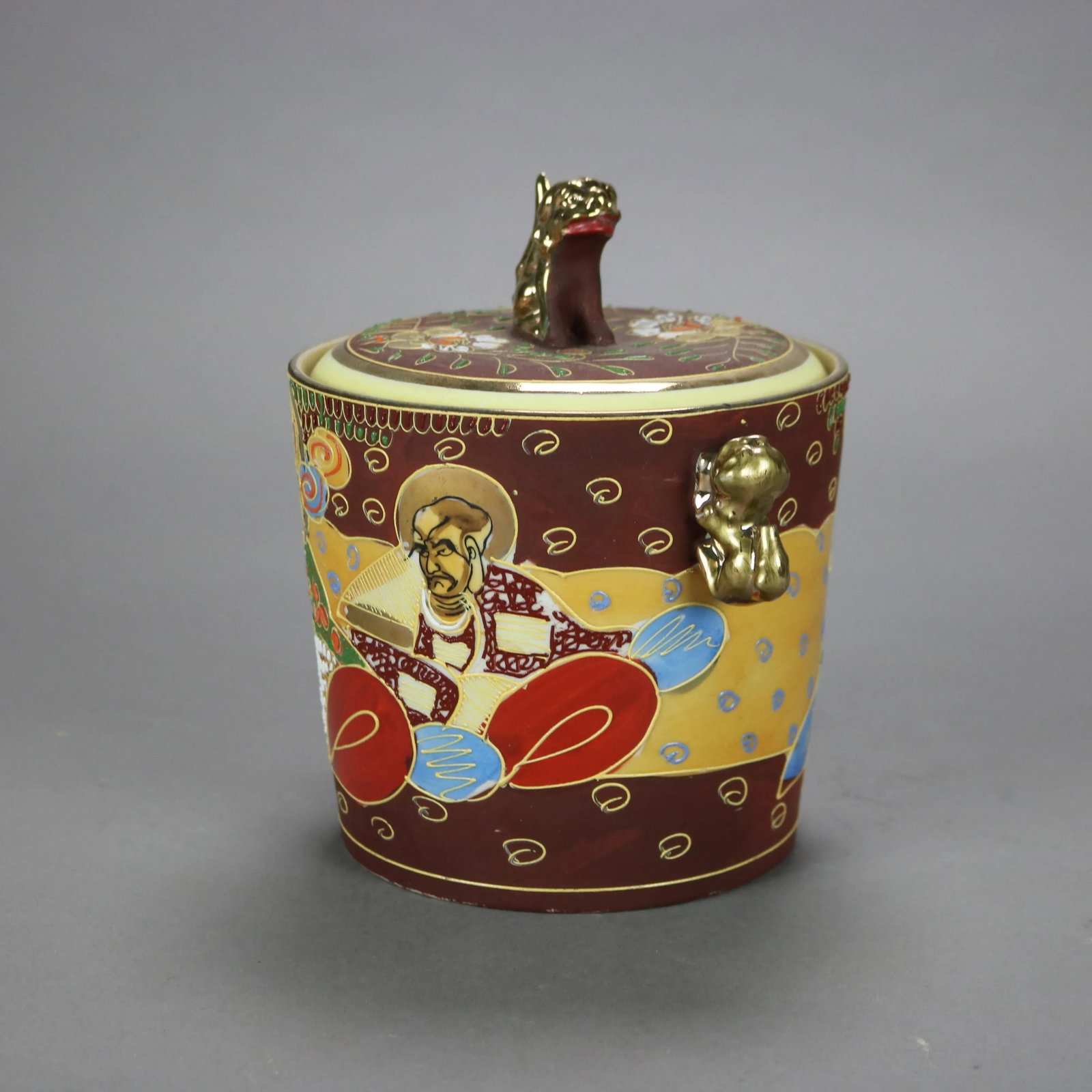 Early 20th Century Japanese Figural Hand Painted Porcelain Ice Bucket with Wise Men & Foo Dog - 3
