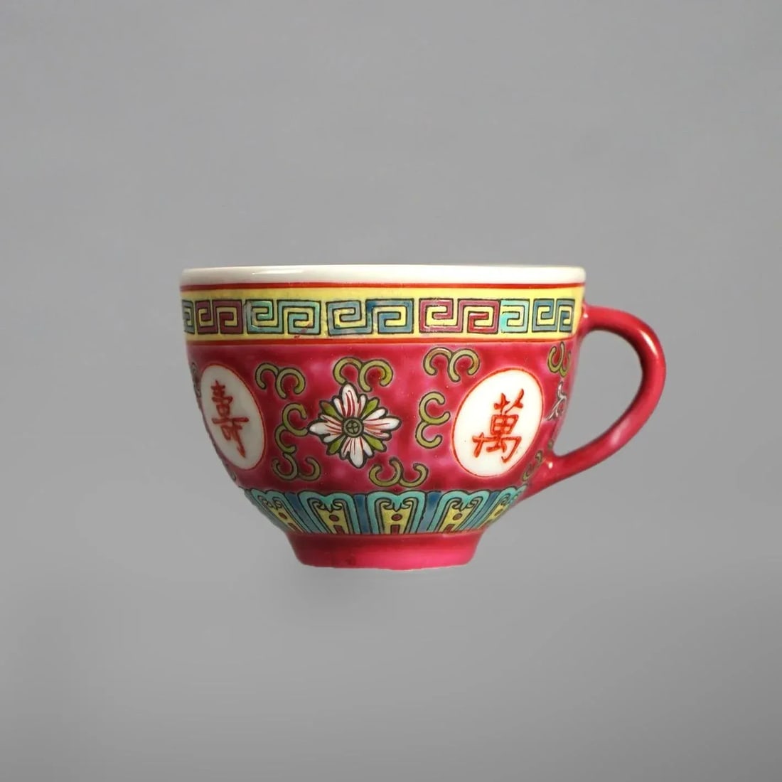 Vintage 33 Piece Chinese Republic Porcelain Tea Set, Circa 1930 - 9