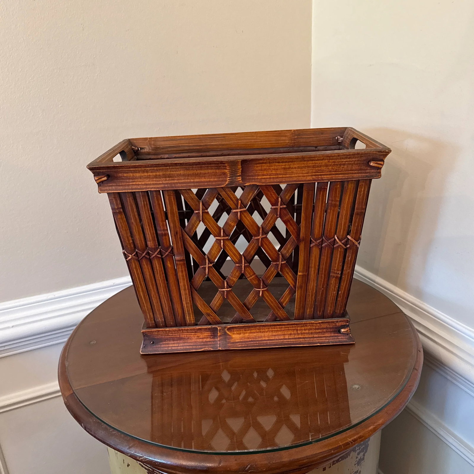 Vintage 1970s Bamboo & Rattan Magazine Rack - 4