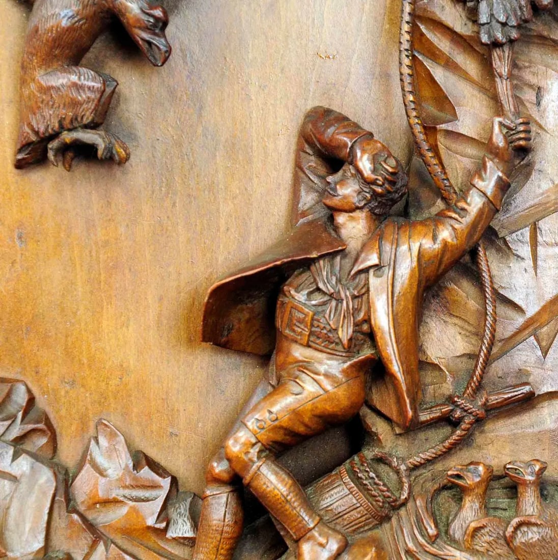 1890 Black Forest Nest Robber Relief Wood Carving - 2