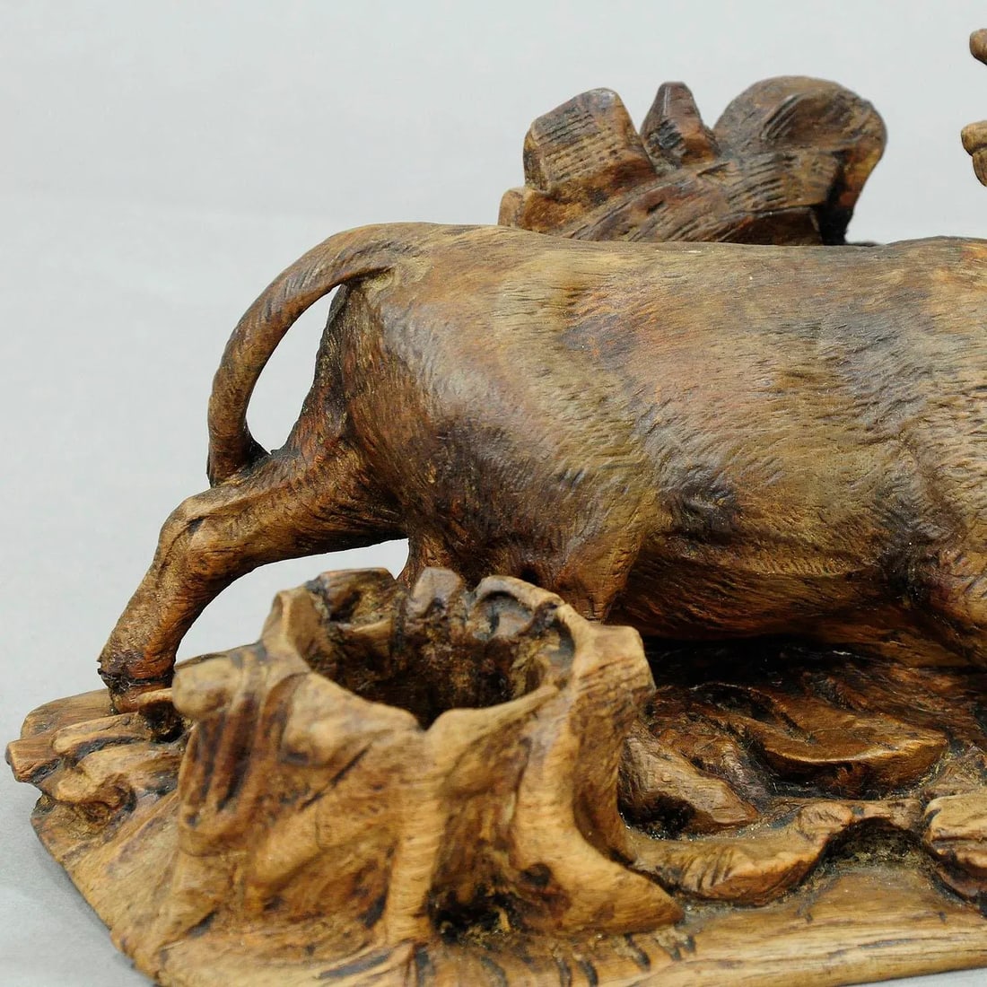 Late 19th Century Carved Statue of a Bull Ca. 1900 - 4