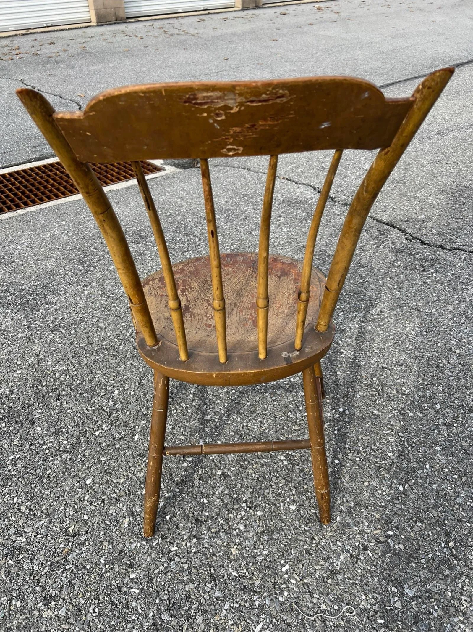 A Antique New England Paint Decorated Country Farmhouse Windsor Side Chair, 1820's - 11