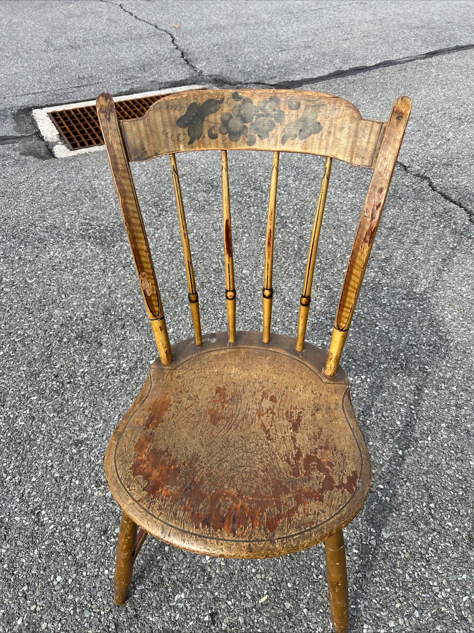 A Antique New England Paint Decorated Country Farmhouse Windsor Side Chair, 1820's - 5