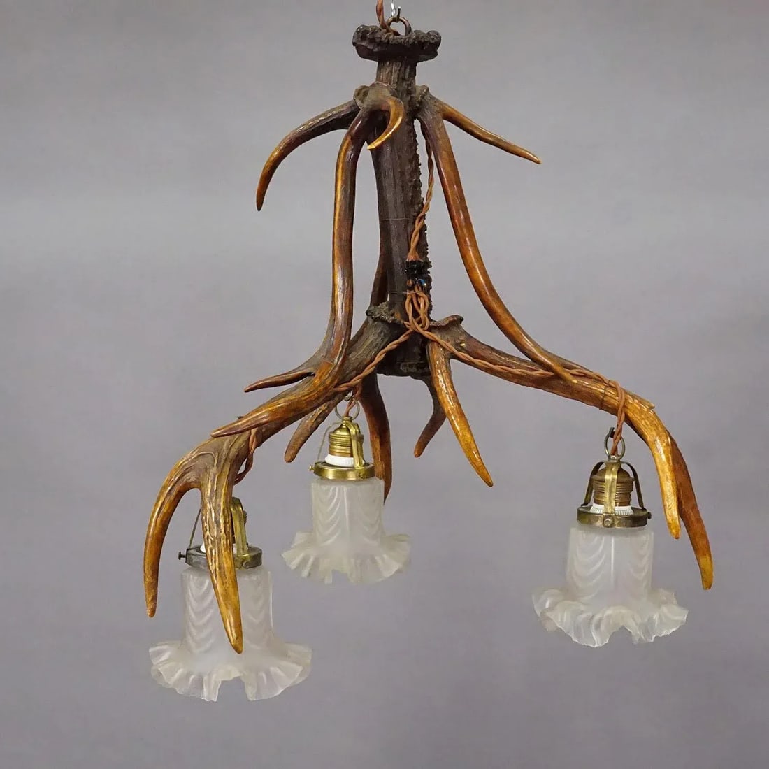 Large Black Forest Ceiling Lamp With Deer Antlers - 3