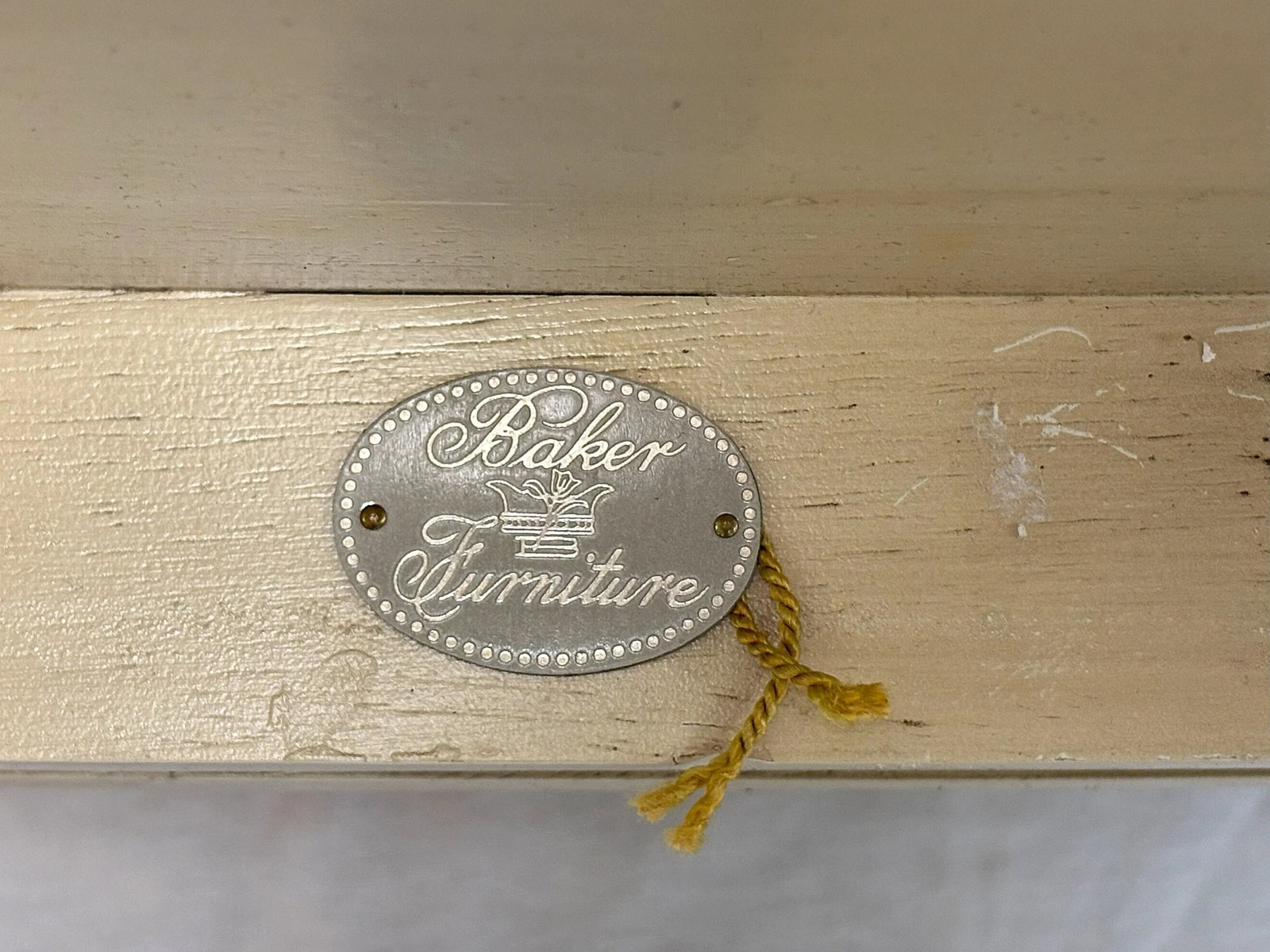 Vintage Tassel Pagoda Bench by Thomas Pheasant for Baker Furniture in Crackle Finish - 7