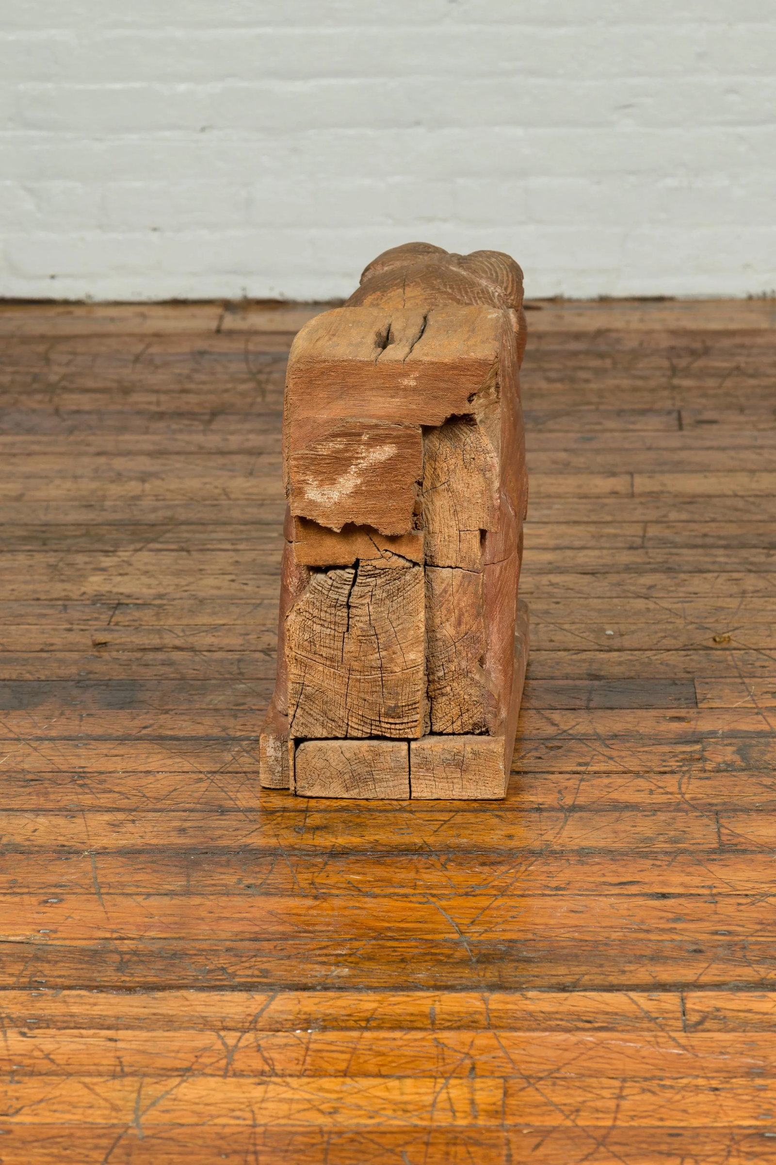Indian 18th Century Teak Guardian Lion Carving with Traces of Original Paint - 8