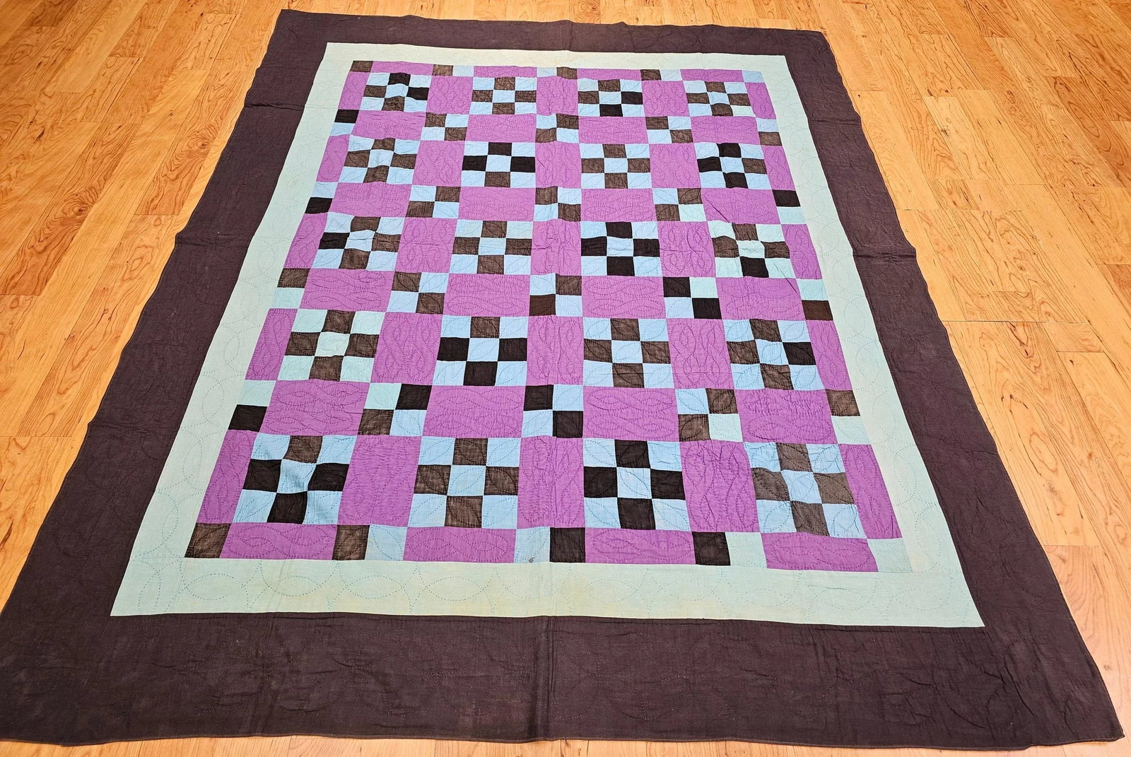 Mid 20th Century American Amish Quilt - 2