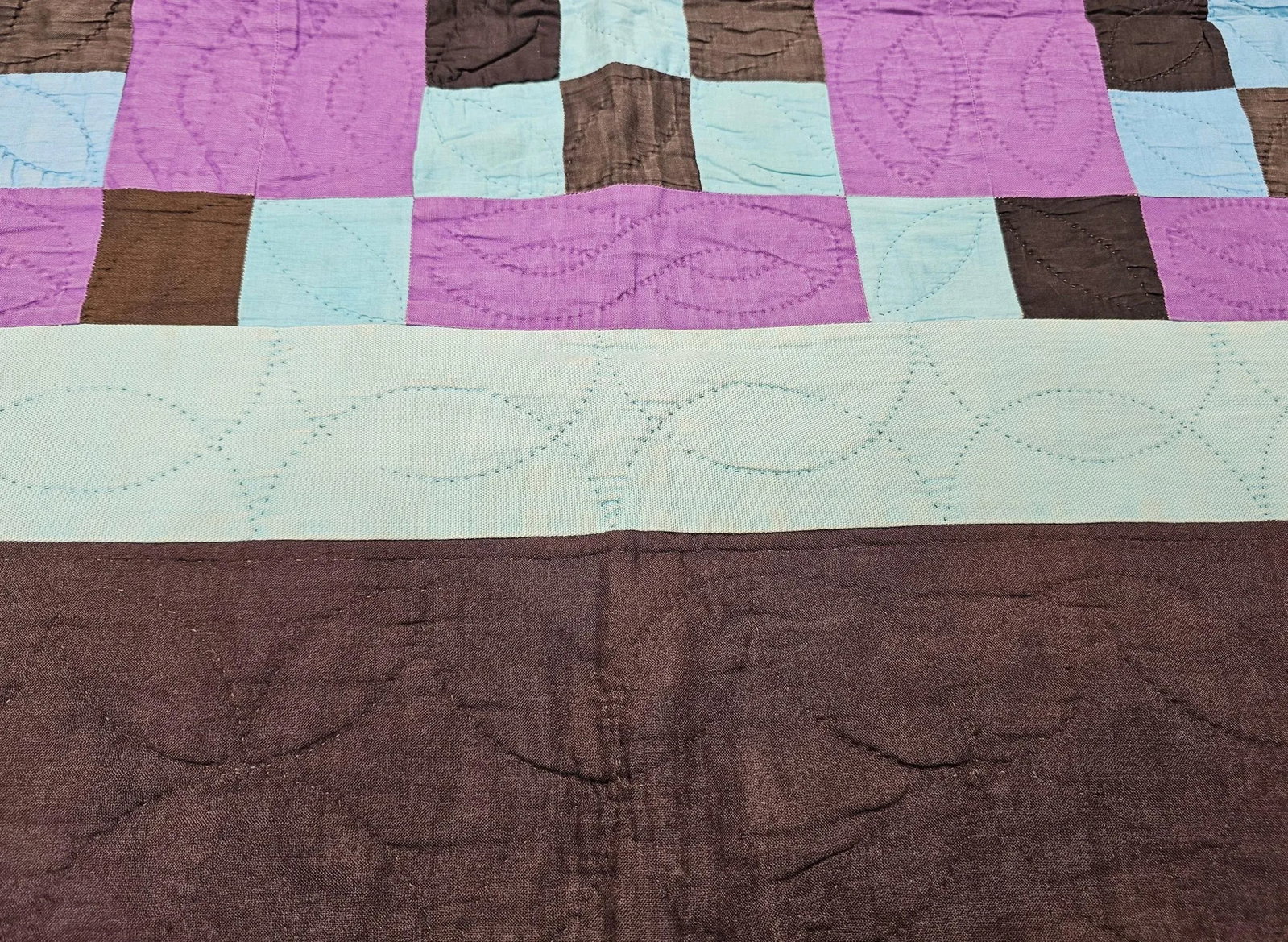 Mid 20th Century American Amish Quilt - 4