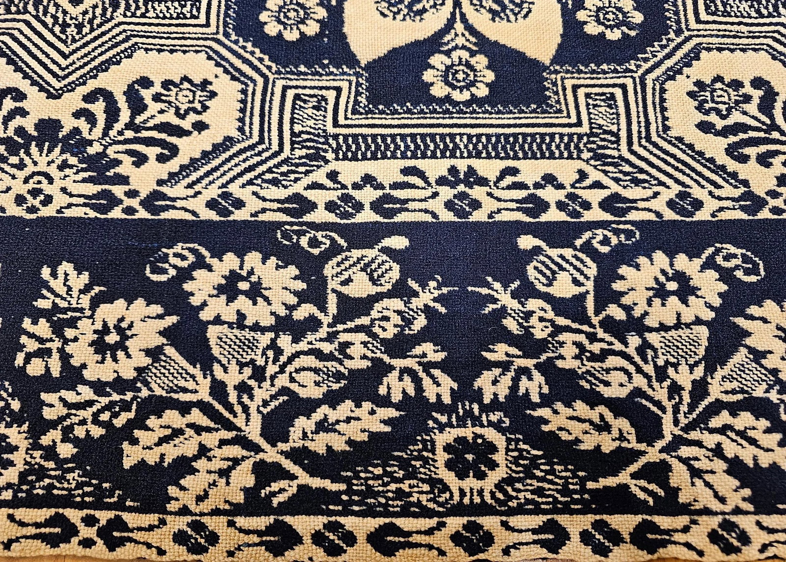 Mid 19th Century American Coverlet - 10