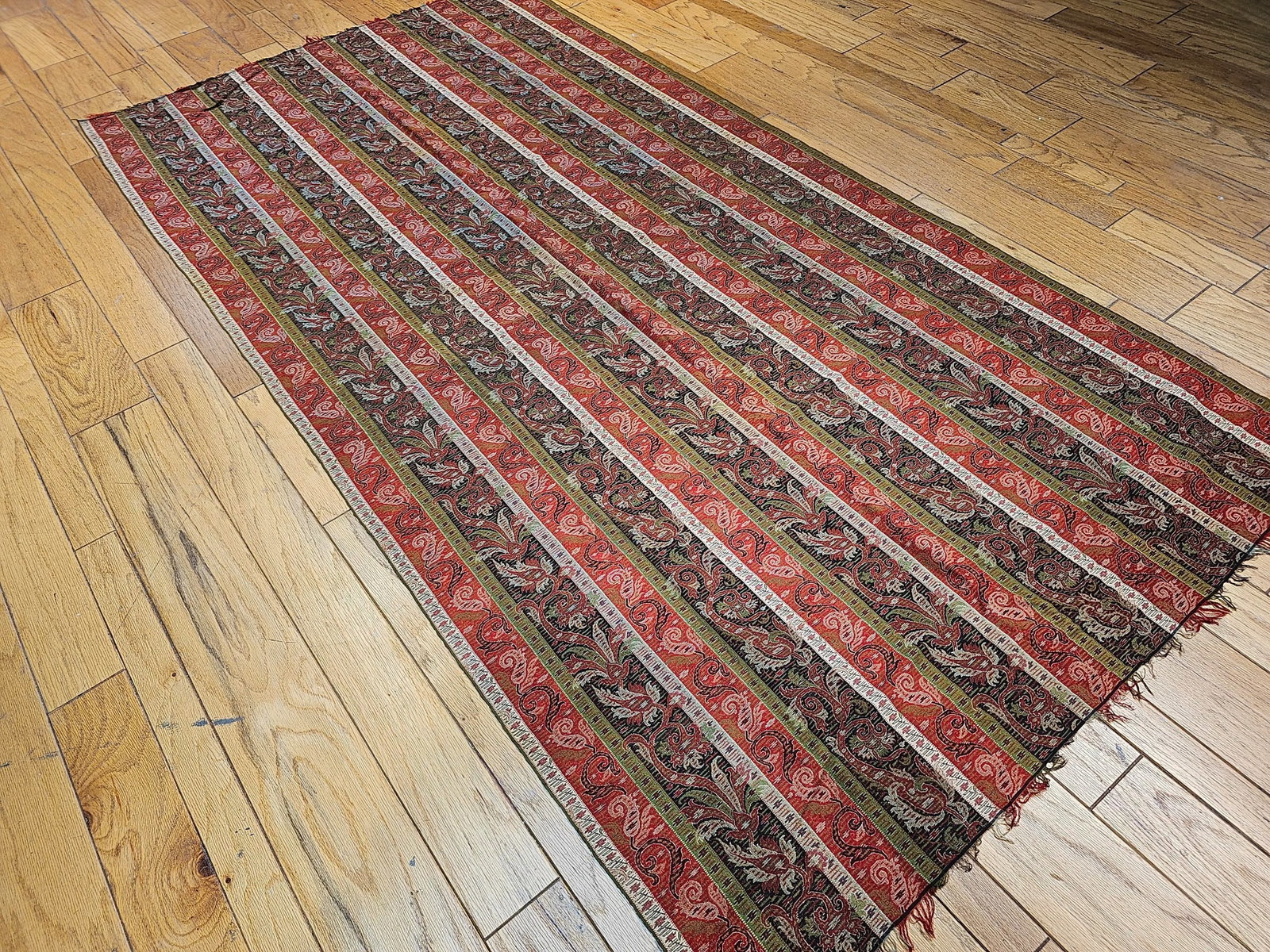 Mid-19th Century Hand-Woven Kashmiri Paisley Shawl, Wool, India - 7