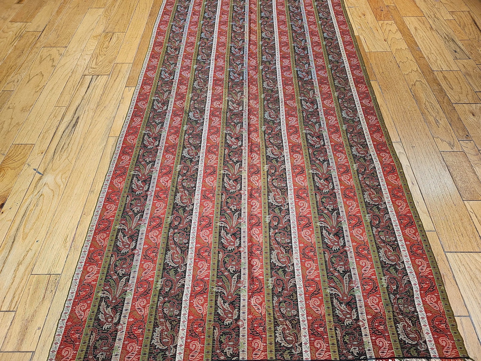 Mid-19th Century Hand-Woven Kashmiri Paisley Shawl, Wool, India - 9