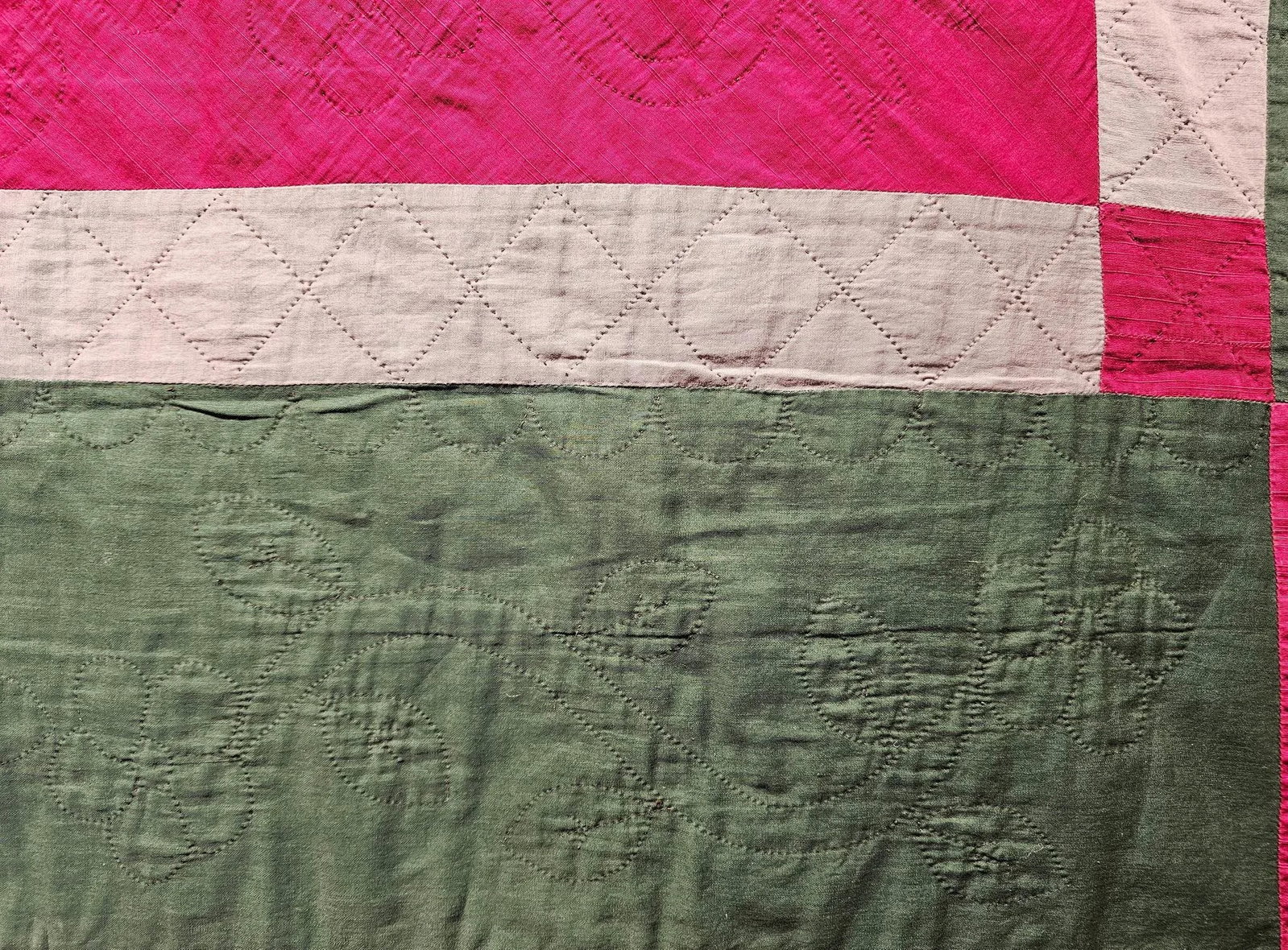 Late 19th Century Amish Quilt - 12