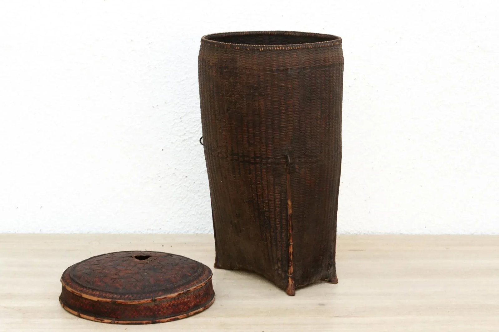 Dark Patinated Brown Woven Basket W/Lid - 4
