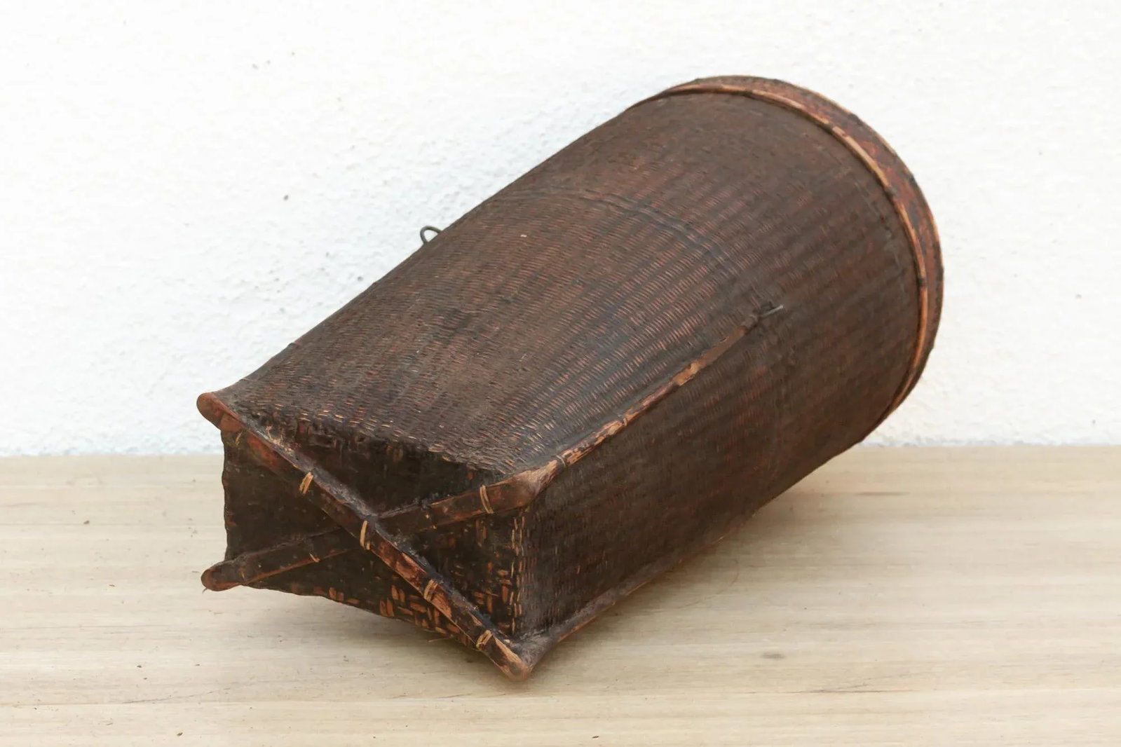 Dark Patinated Brown Woven Basket W/Lid - 7