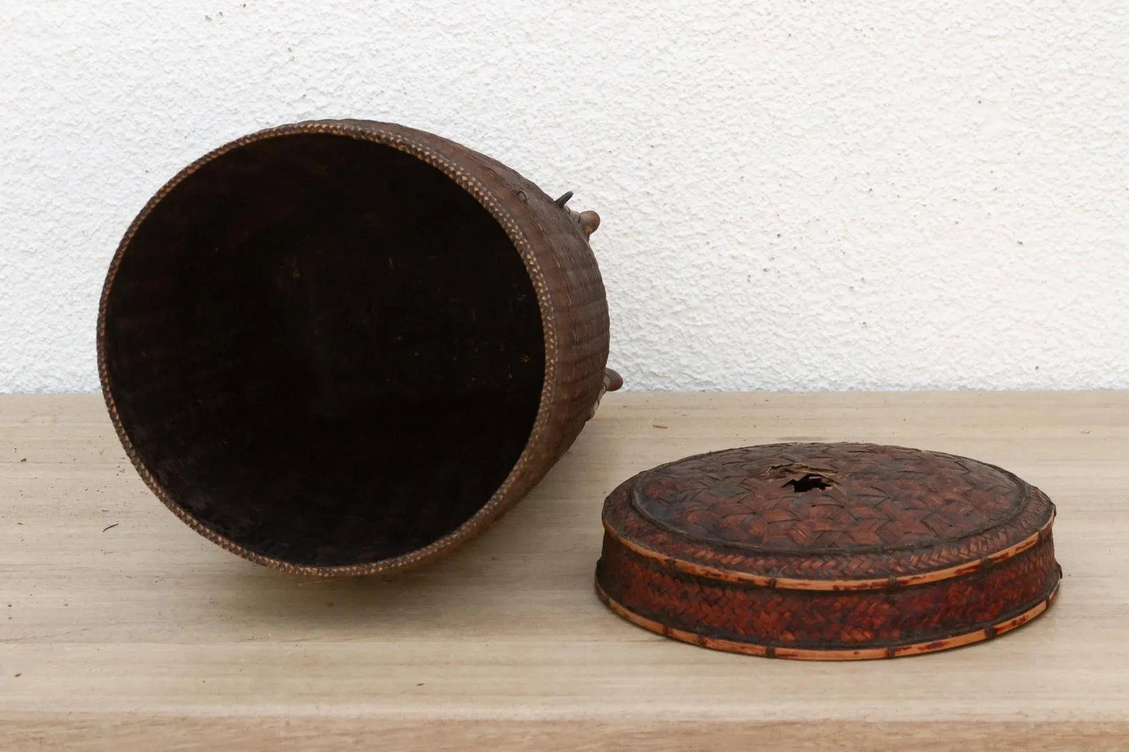 Dark Patinated Brown Woven Basket W/Lid - 8