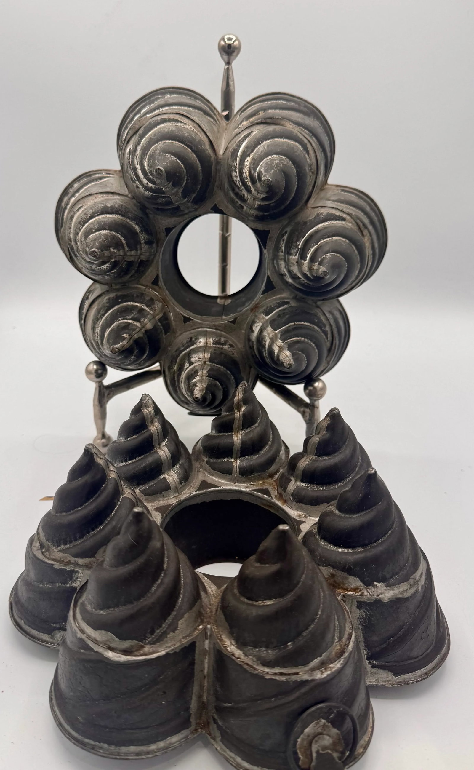 Pair of Vintage Tin Swirl Shaped Food Molds - 2