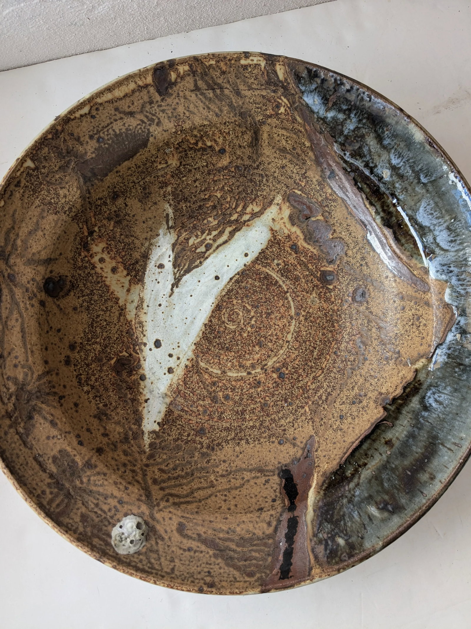 Late 20th Century Large Studio Pottery Display Bowl- Signed - 4
