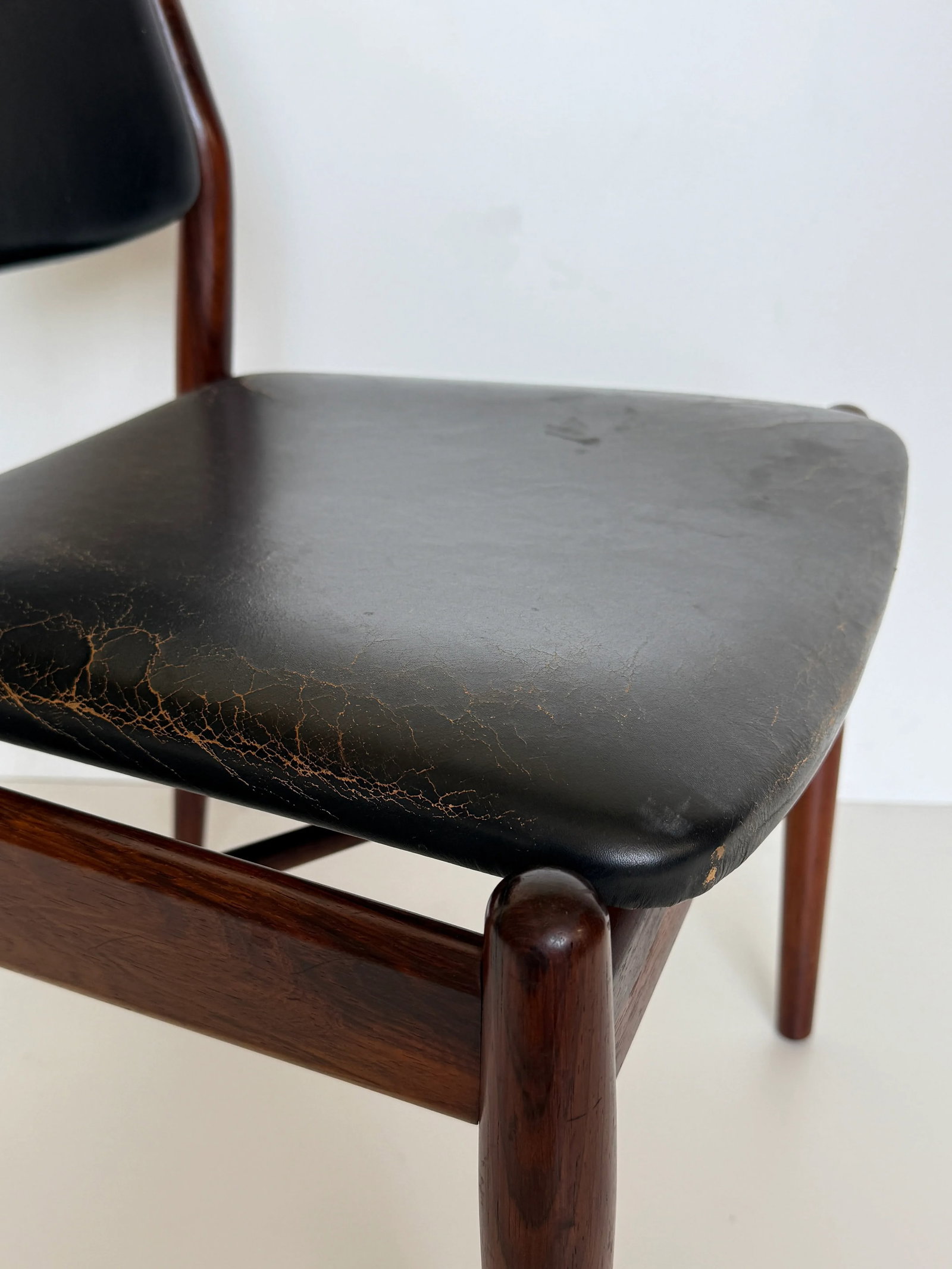 1960s Pair of Rosewood Niels Vodder Chairs - 11