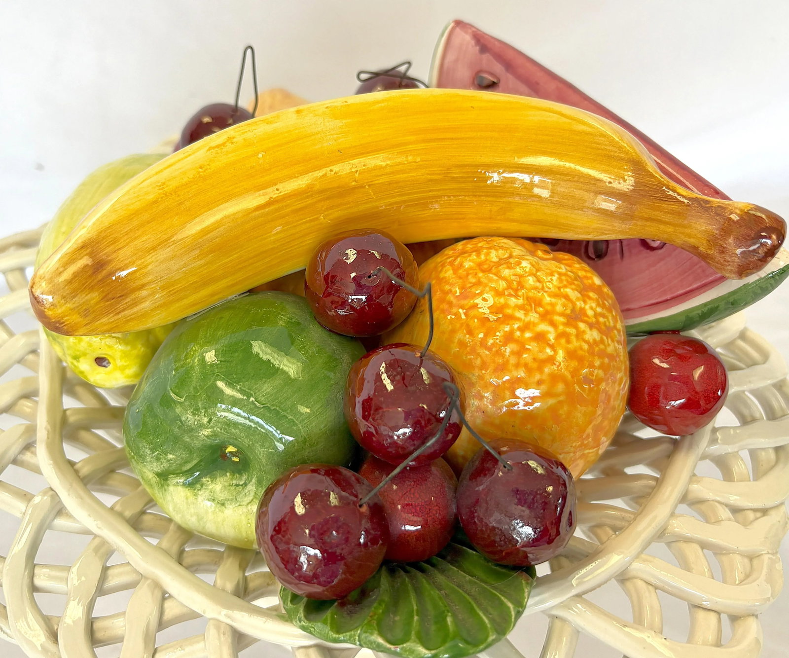 Vintage 'Bassono Ceramics of Italy' Majolica Pedestal Fruit Bowl - 11