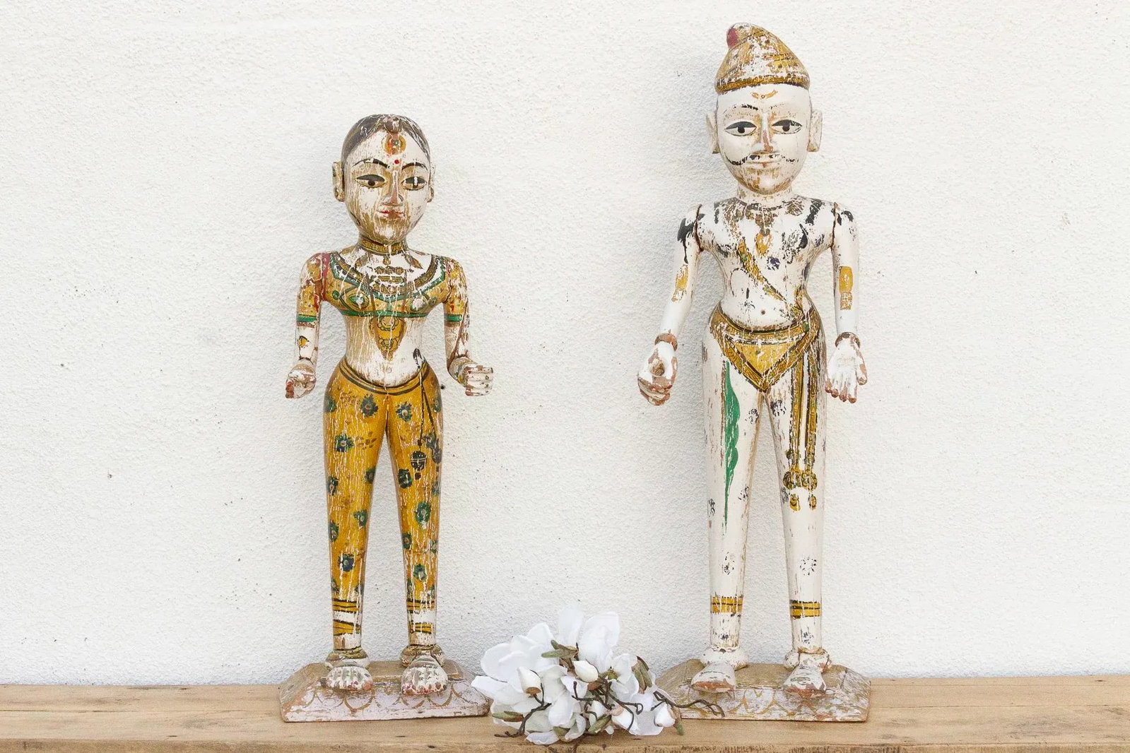 Divine Pair of Antique Indian Gangaur Figure - 2