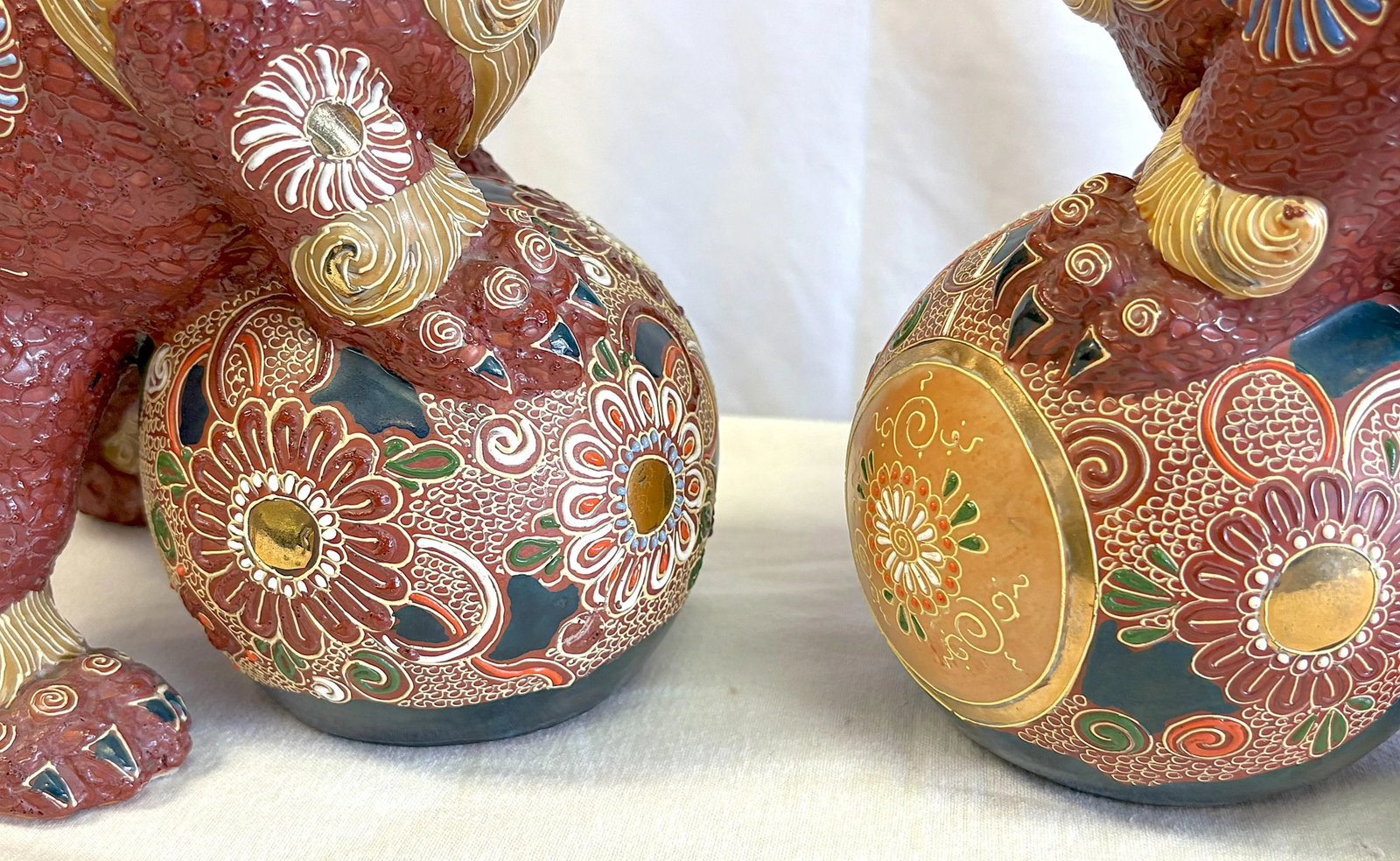 Vintage Japanese Pottery Kutani Foo Dogs in Cinnabar and Gold Colors- A Pair - 8