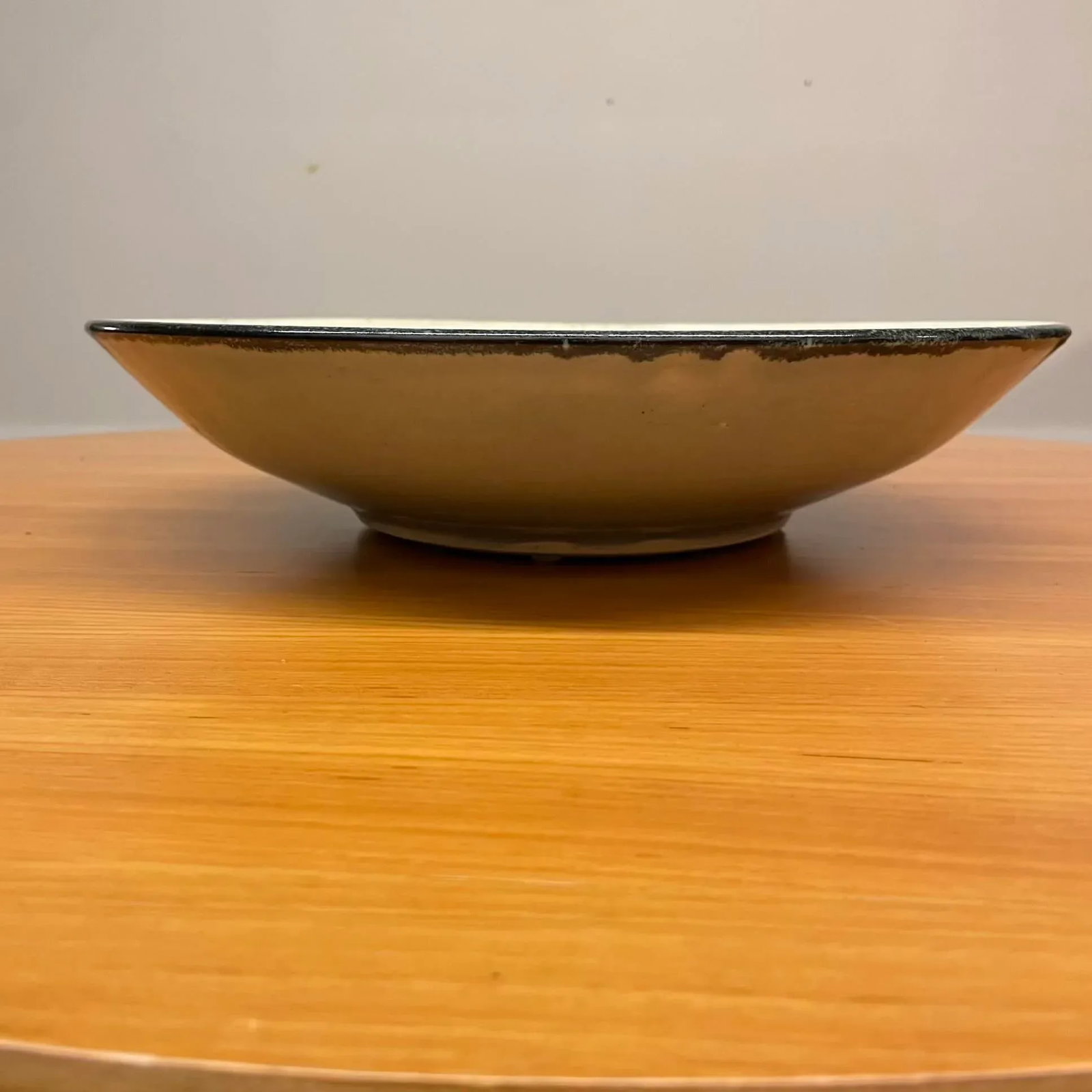 Signed Studio Pottery Bowl With Calligraphic Brushwork - 2
