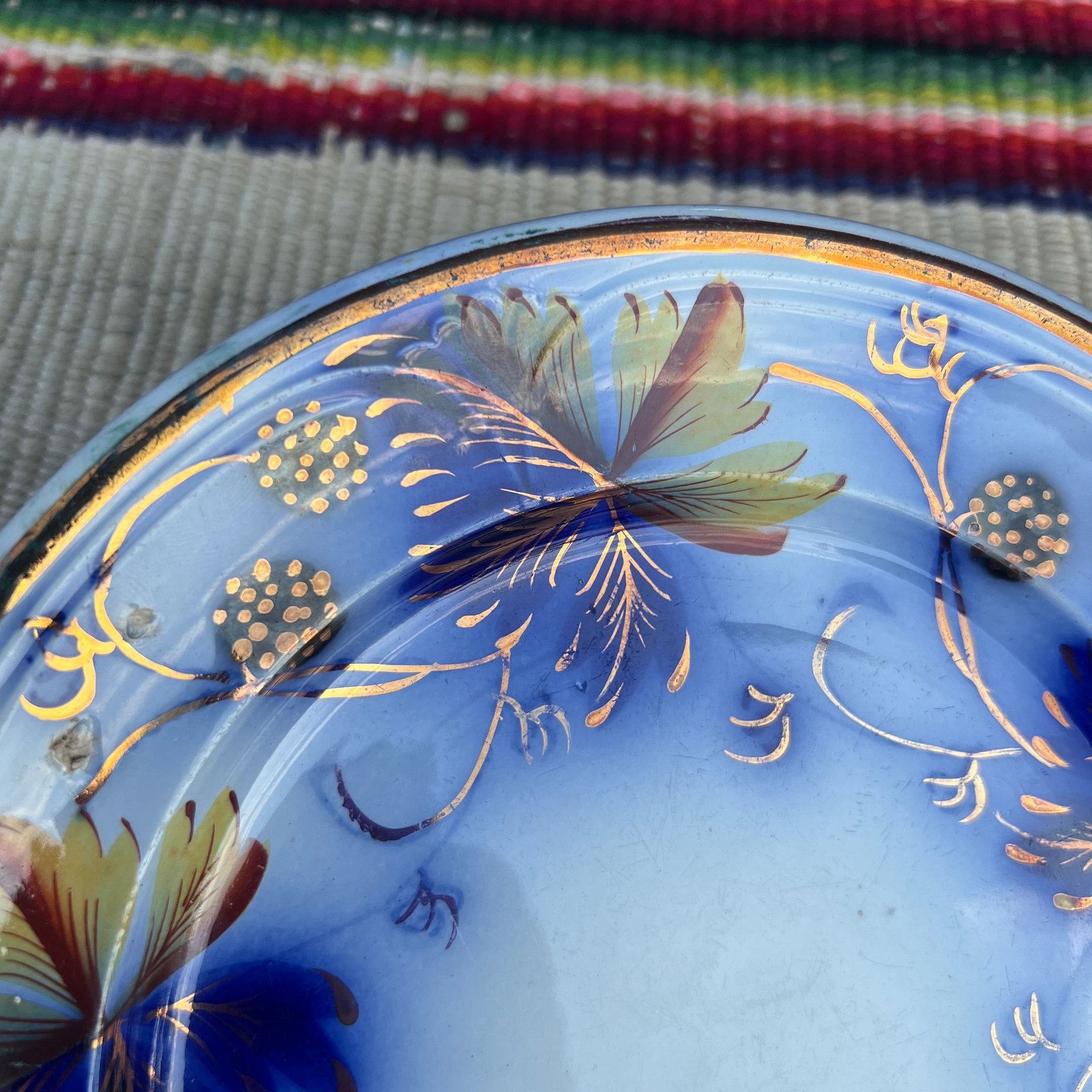 A Very Nice Antique Staffordshire Gaudy Ironstone Flow Blue Plate, Circa 1850's - 4