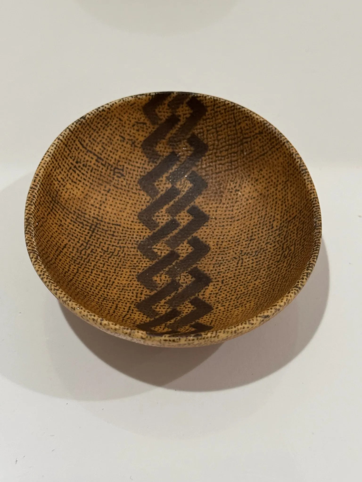 Set of 4 Japanese Studio Pottery Bowls – Hand-Painted Geometric Designs, Signed - 4