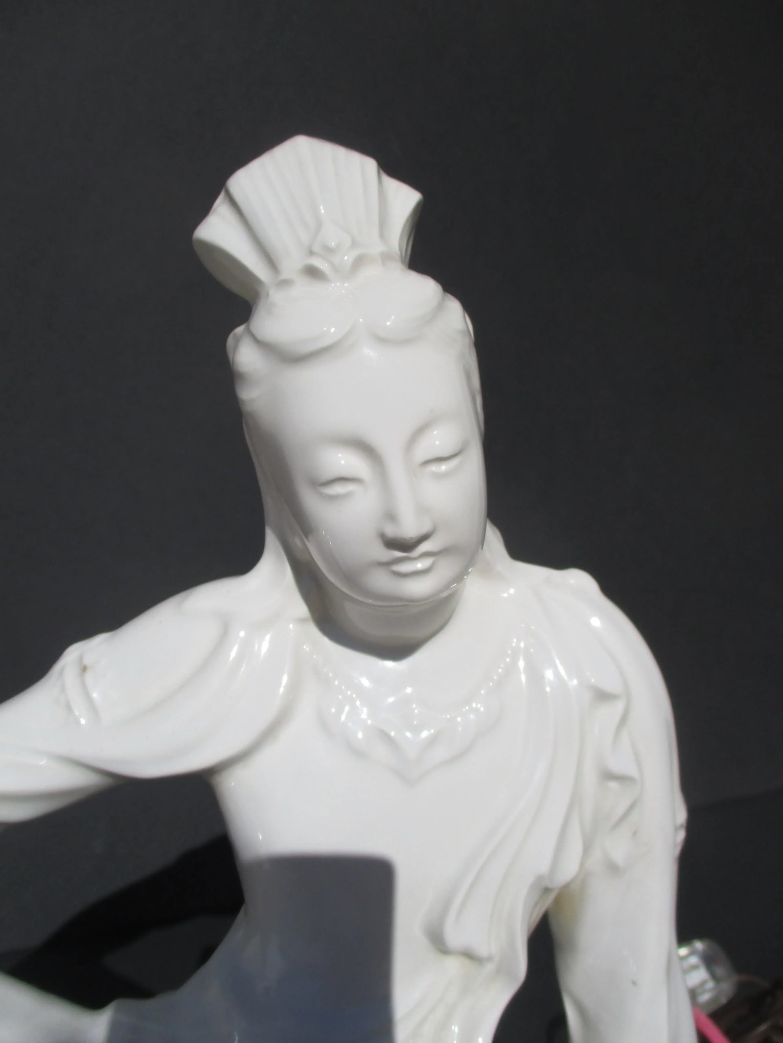 Porcelain Night Light Water Gazing Kuan Yin - 12