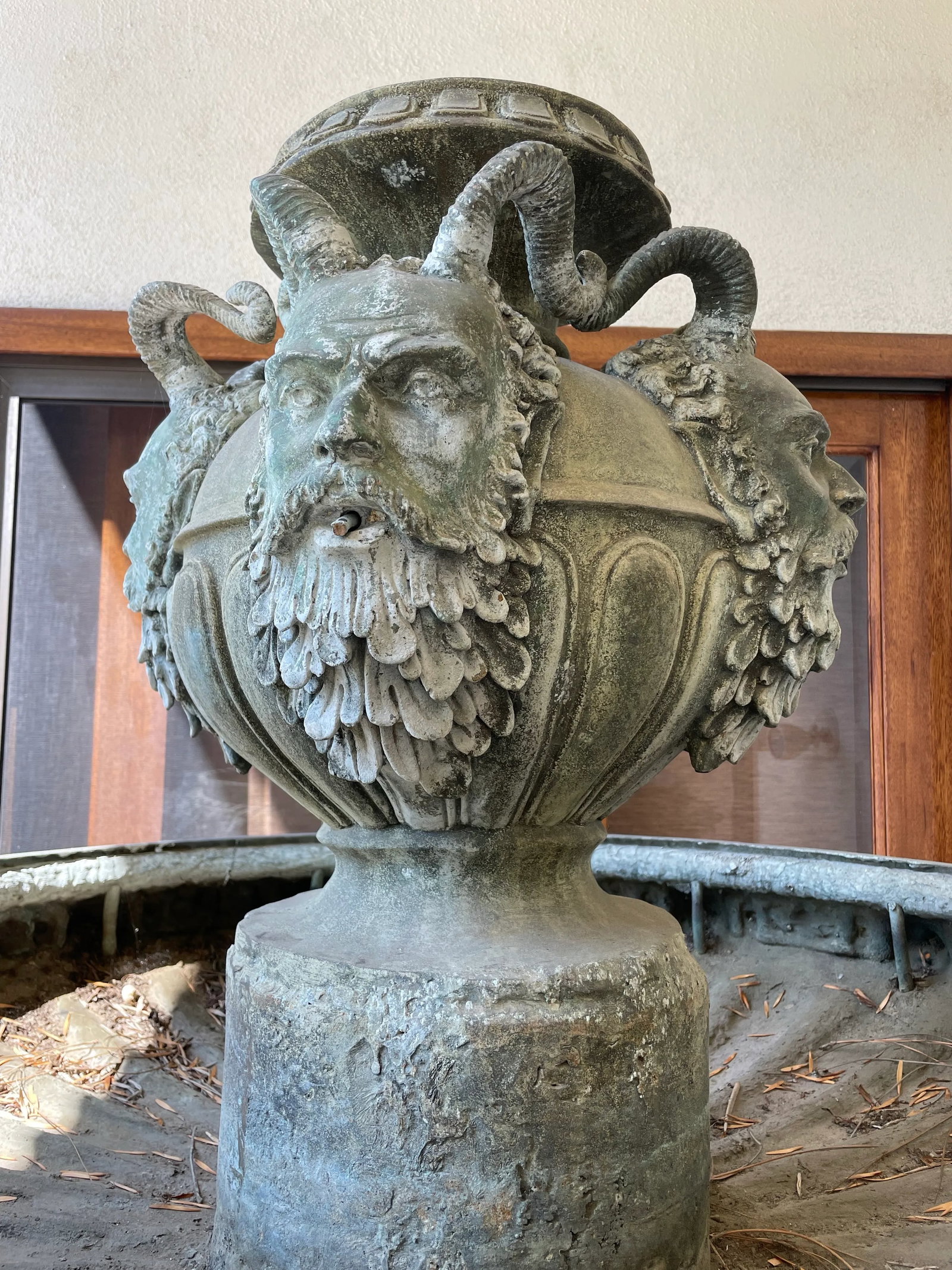 Monumental Neoclassical-Style Patinated Bronze Garden Fountain by S. Kelian - 4