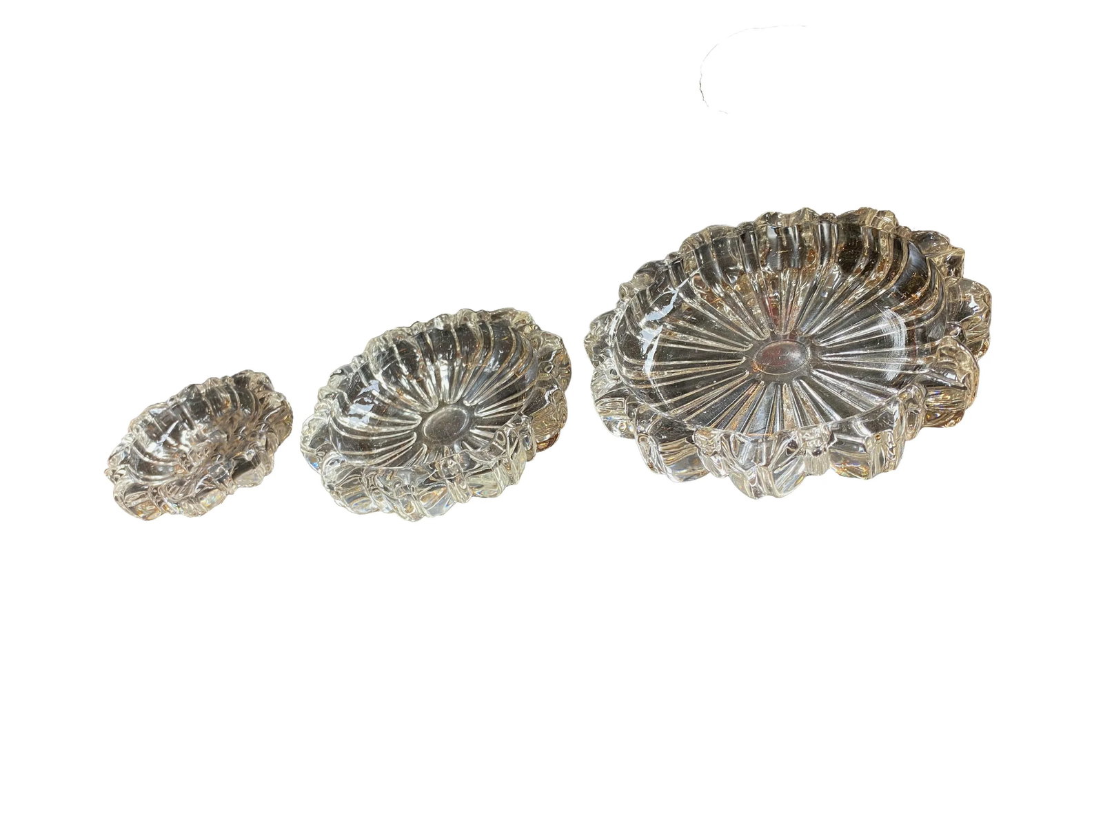 Vintage Nest of Ashtrays - Set of Three - 4