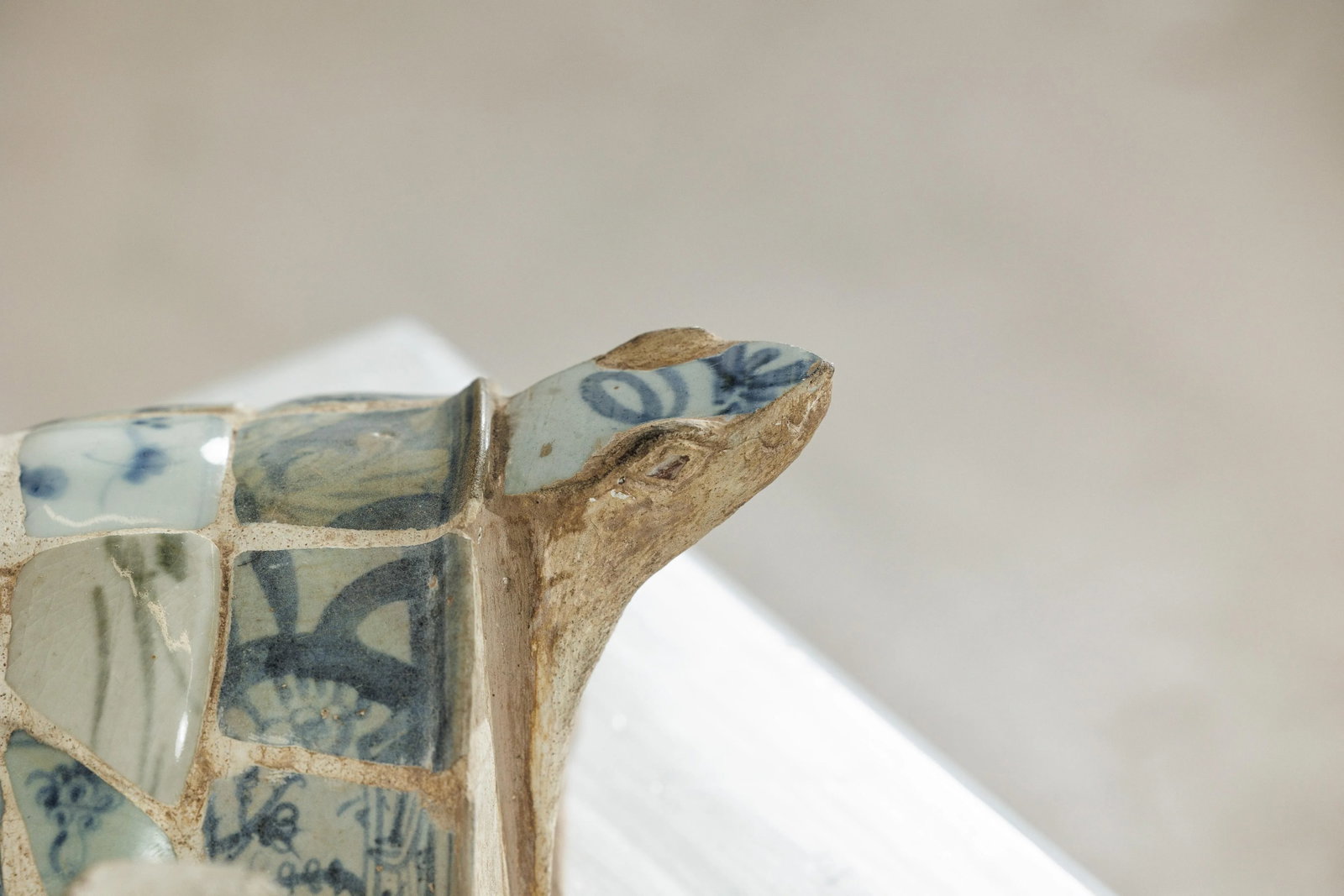 Vintage Blue and White Porcelain Mosaic Shell Turtles – A Pair - 2