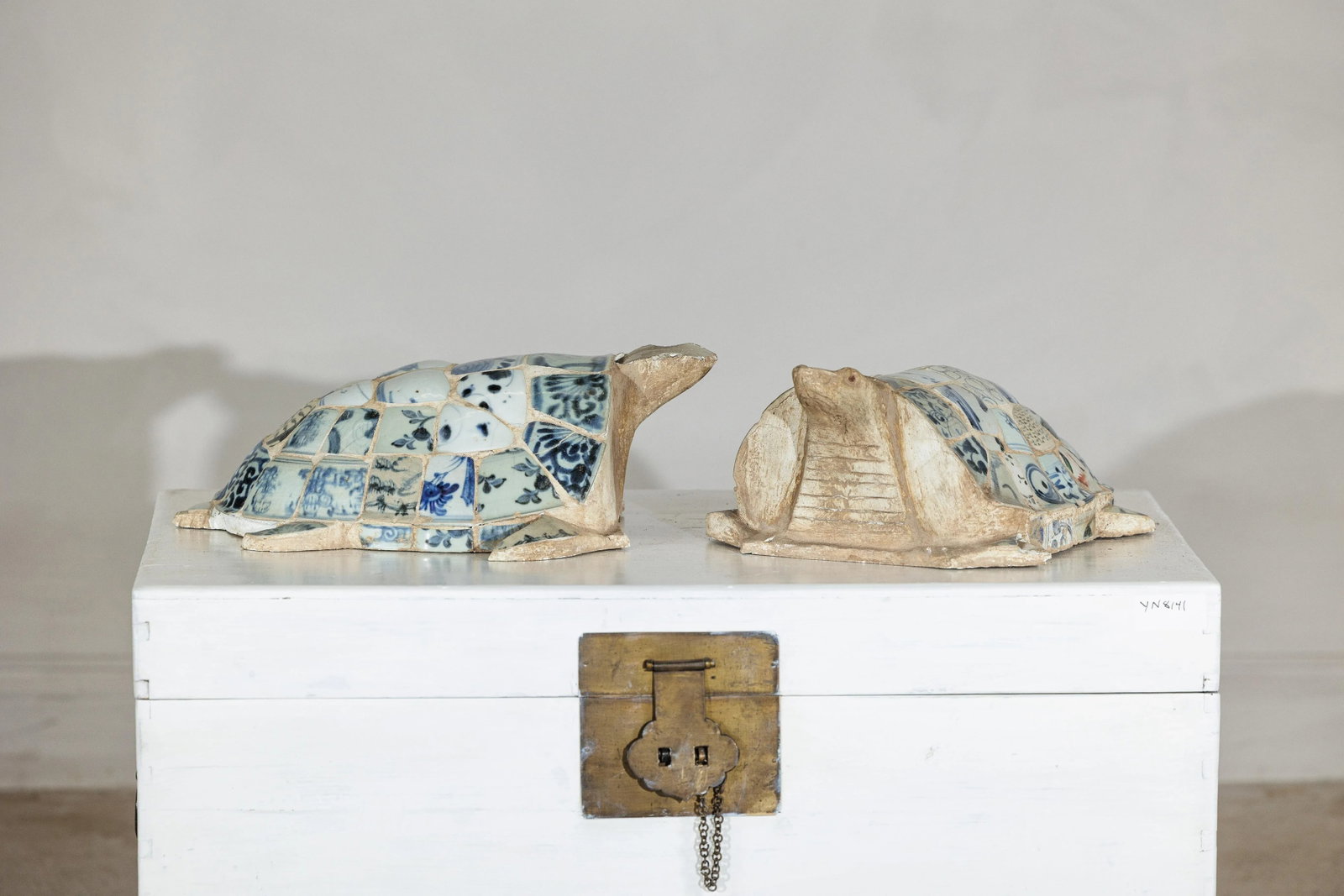 Vintage Blue and White Porcelain Mosaic Shell Turtles – A Pair - 5