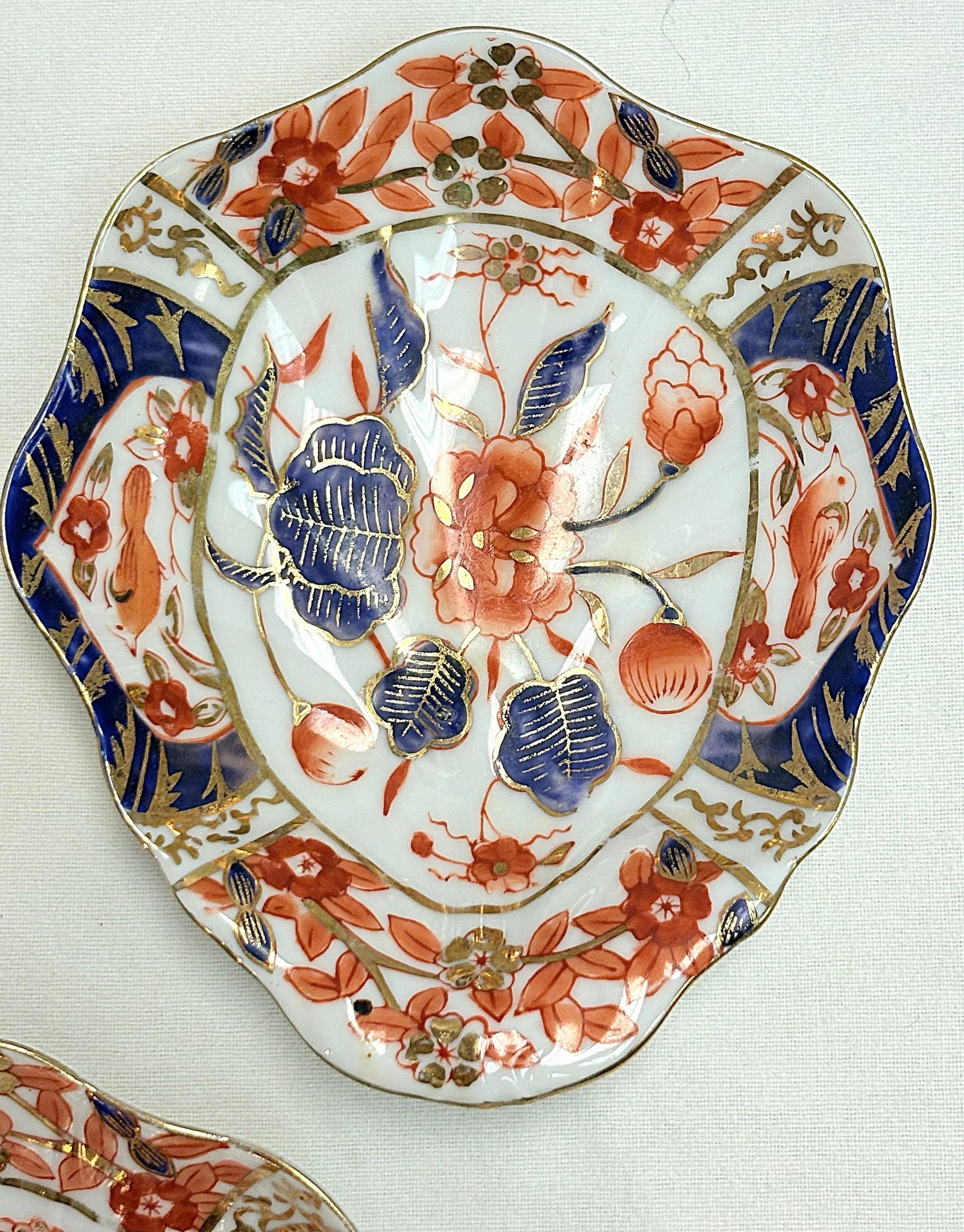 1950's Traditional Imari Porcelain Oyster Dishes- Set of 3 - 9