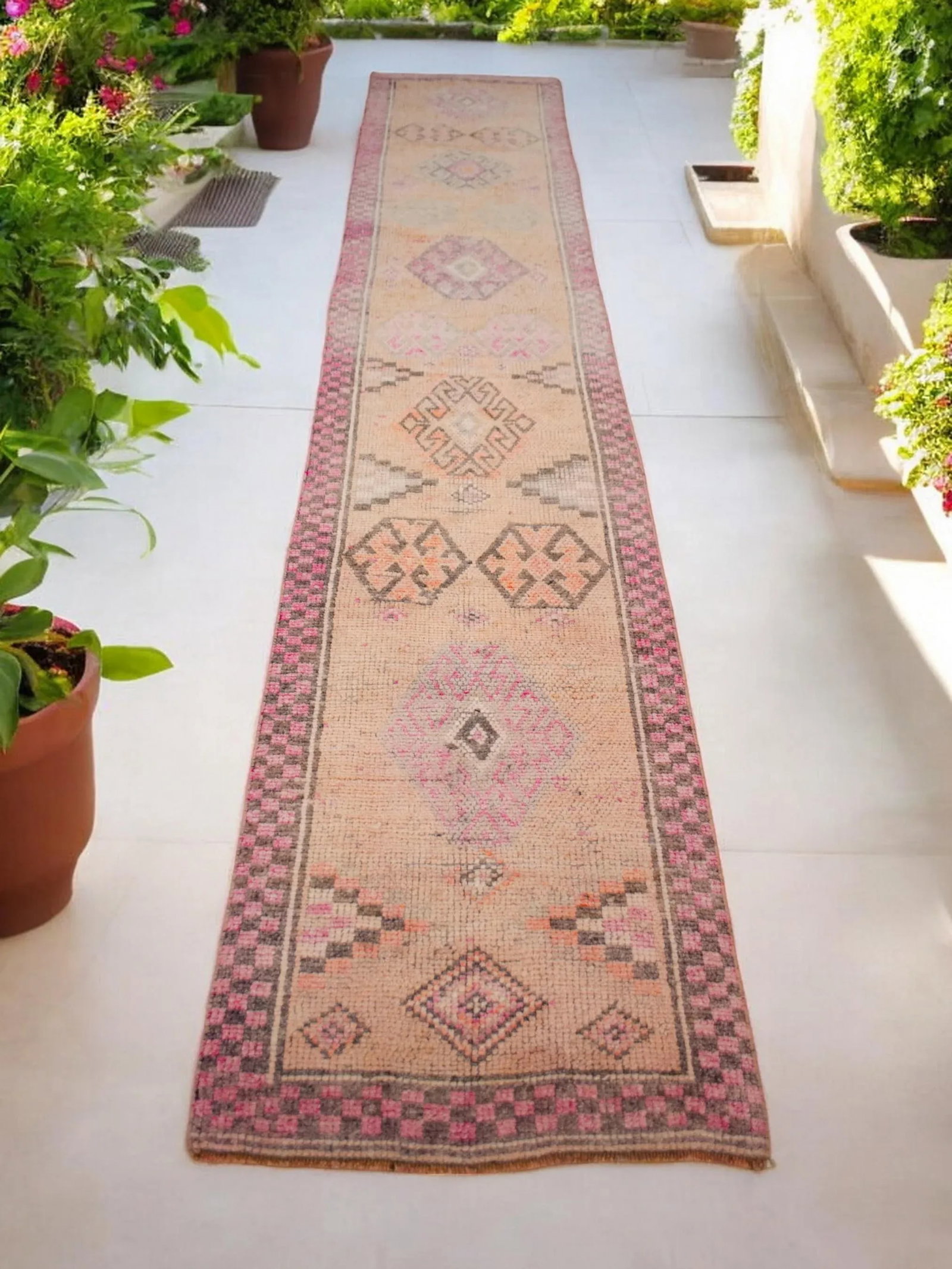 Kurdish Runner Herki Rug. Hand-Knotted Tribal Pink Hallway Rug - 2"²6"³ × 13"² - 2